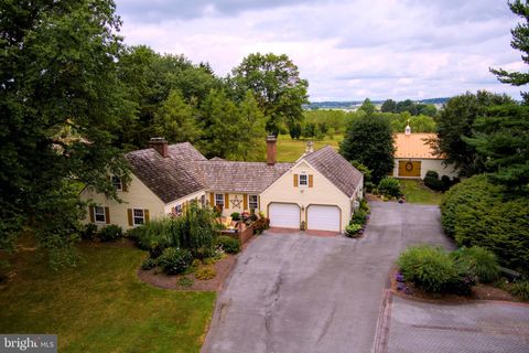 Photo of 2323 Spruce Street, Manheim, PA 17545 (MLS # PALA2048282)