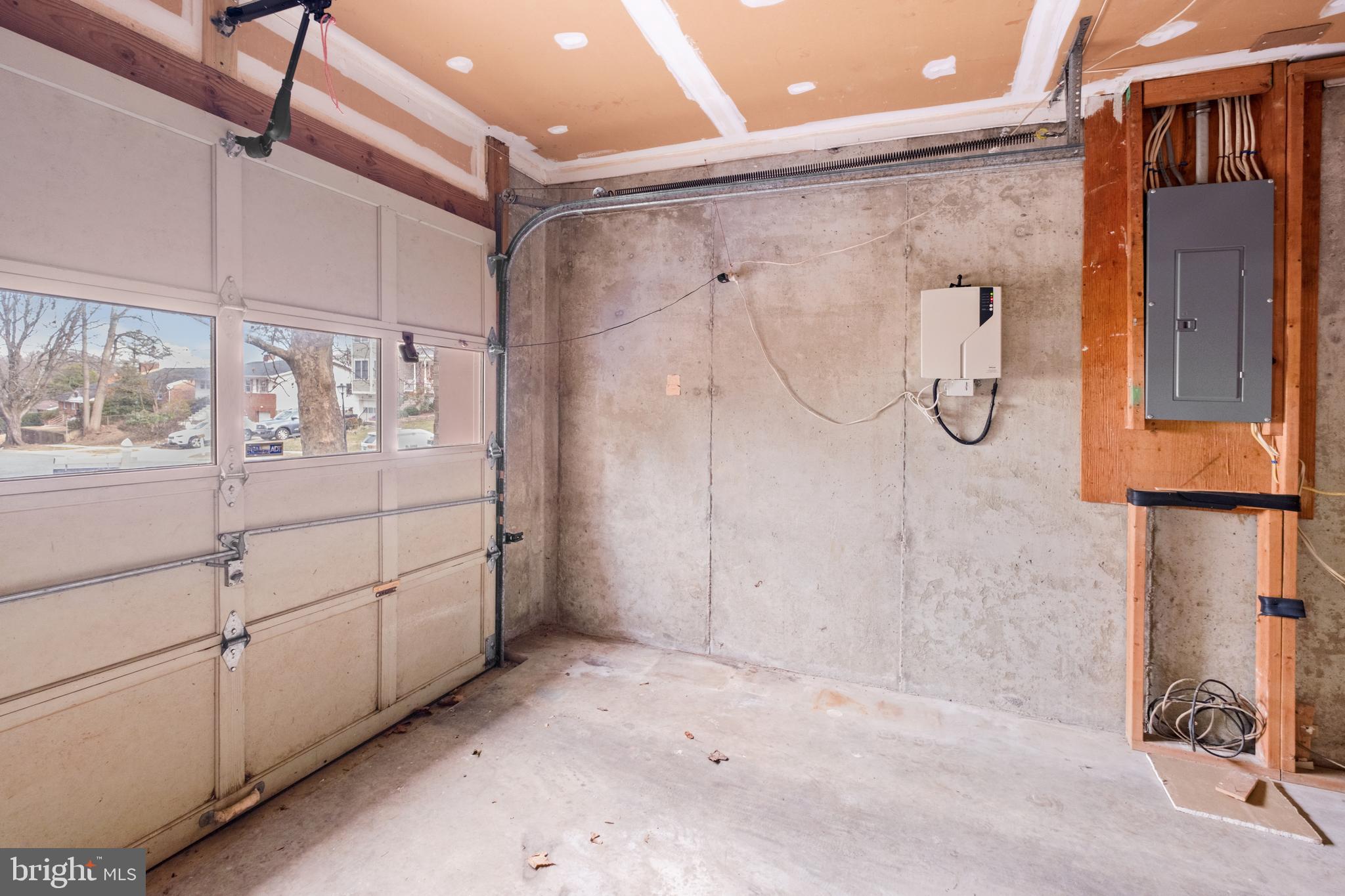 WHEATON OUT RES. (1) - Residential