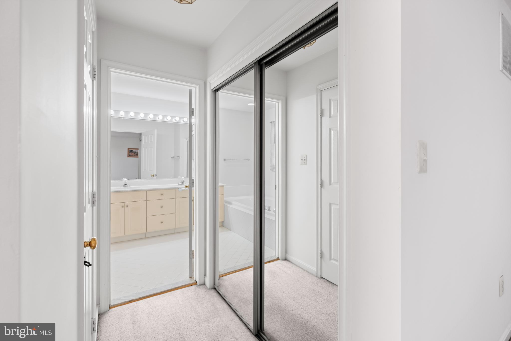 WHEATON OUT RES. (1) - Residential