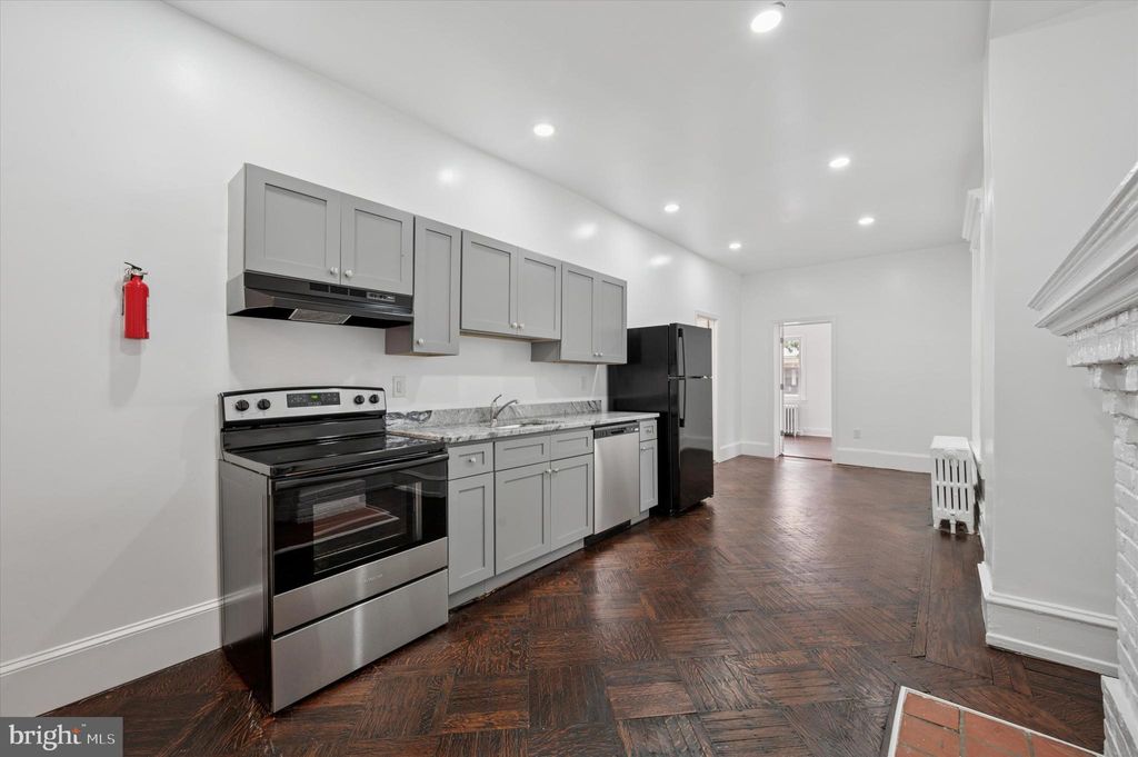 Photo of 4928 Walnut Street #1, PHILADELPHIA, PA 19139 (MLS # PAPH2548568)