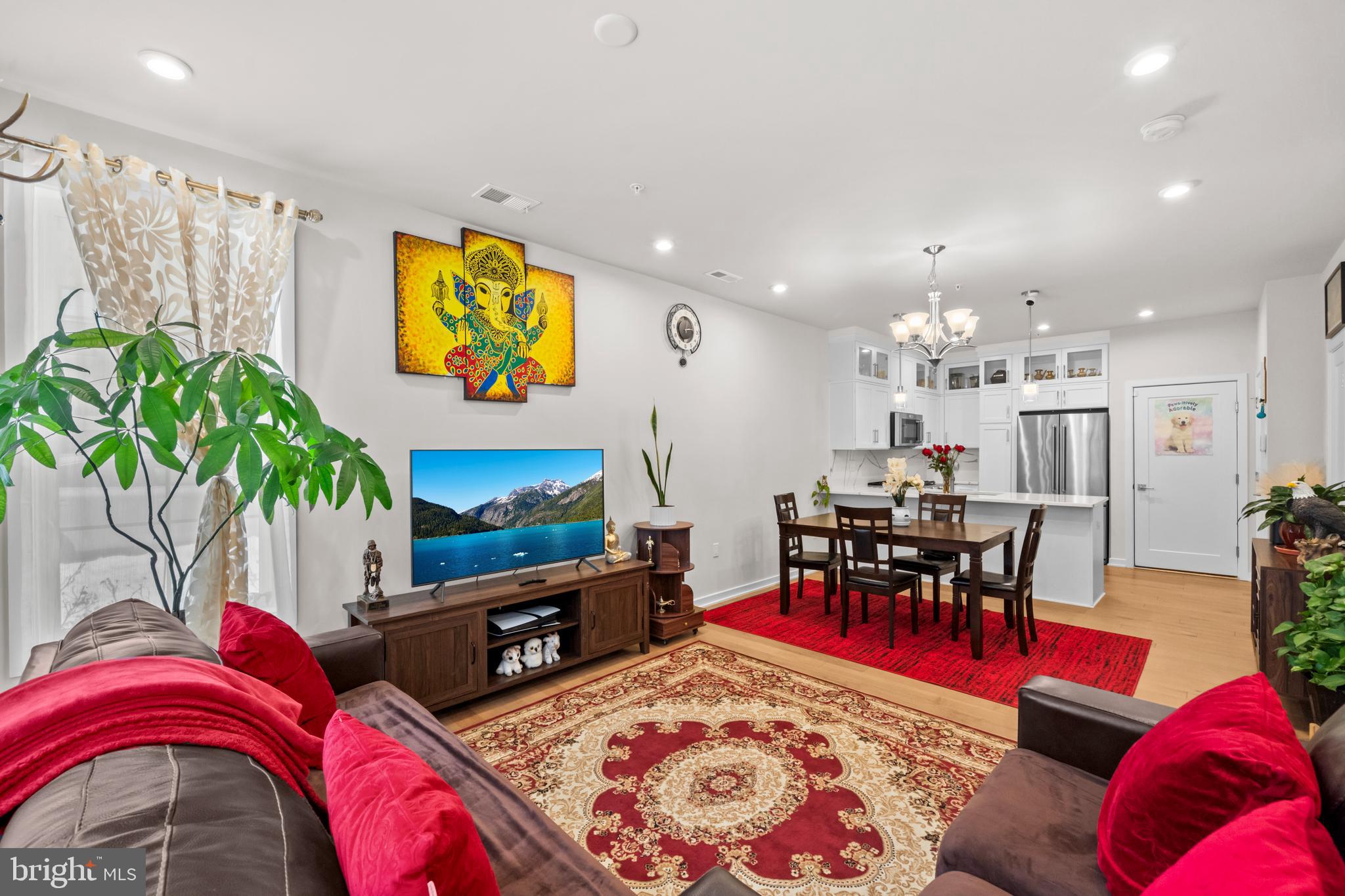 UNION PARK AT MCLEAN - Residential