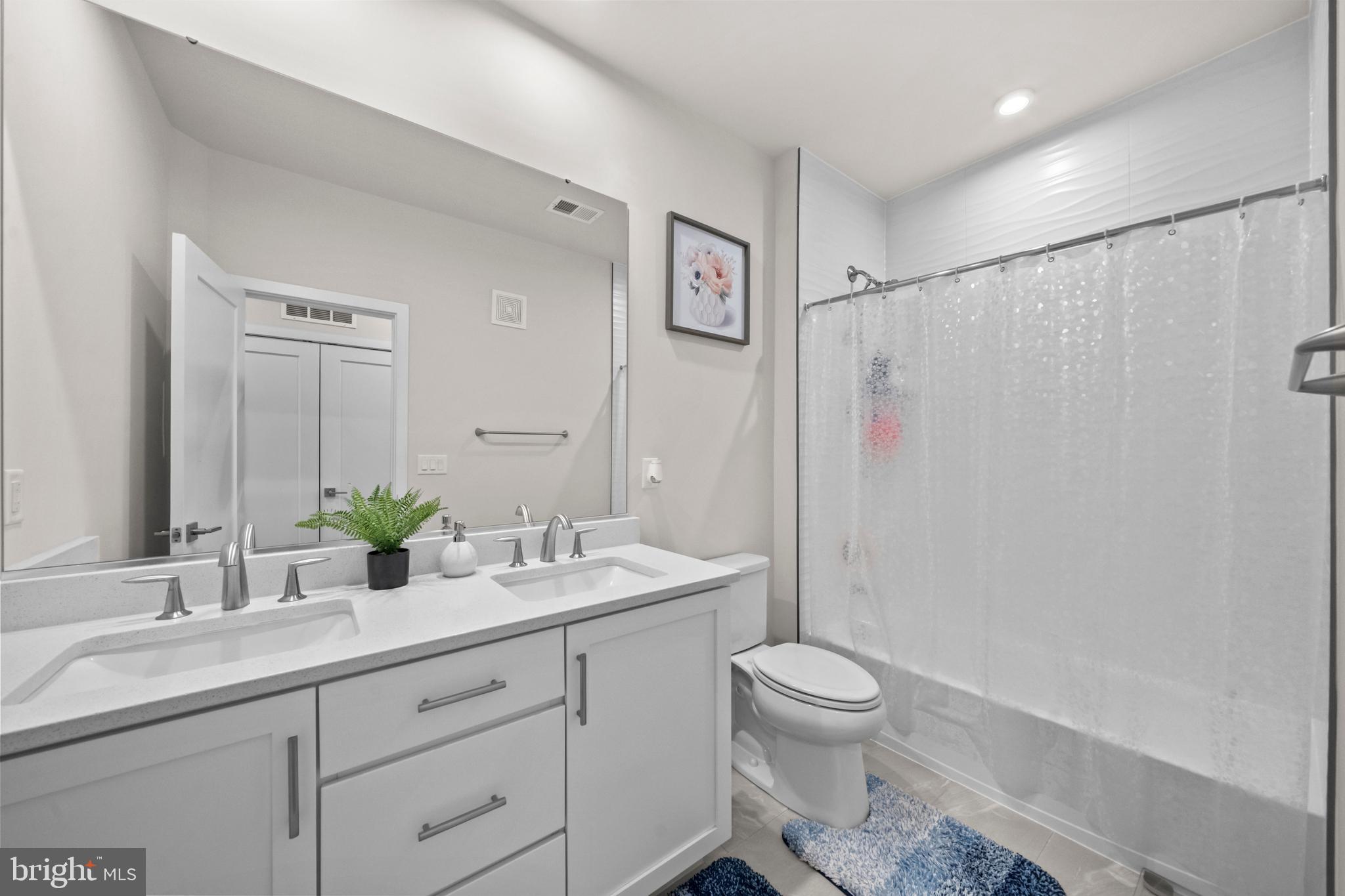 UNION PARK AT MCLEAN - Residential