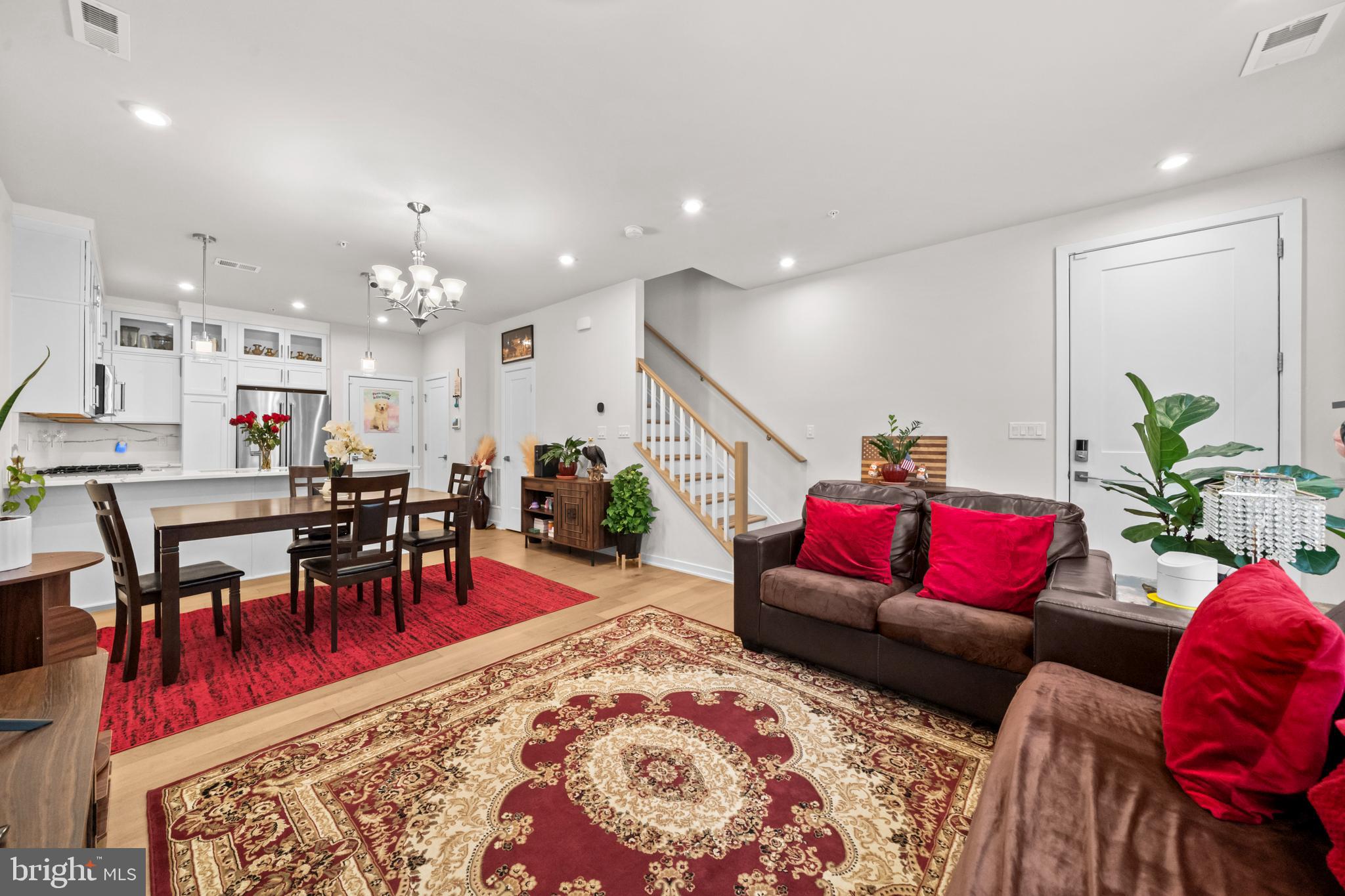 UNION PARK AT MCLEAN - Residential