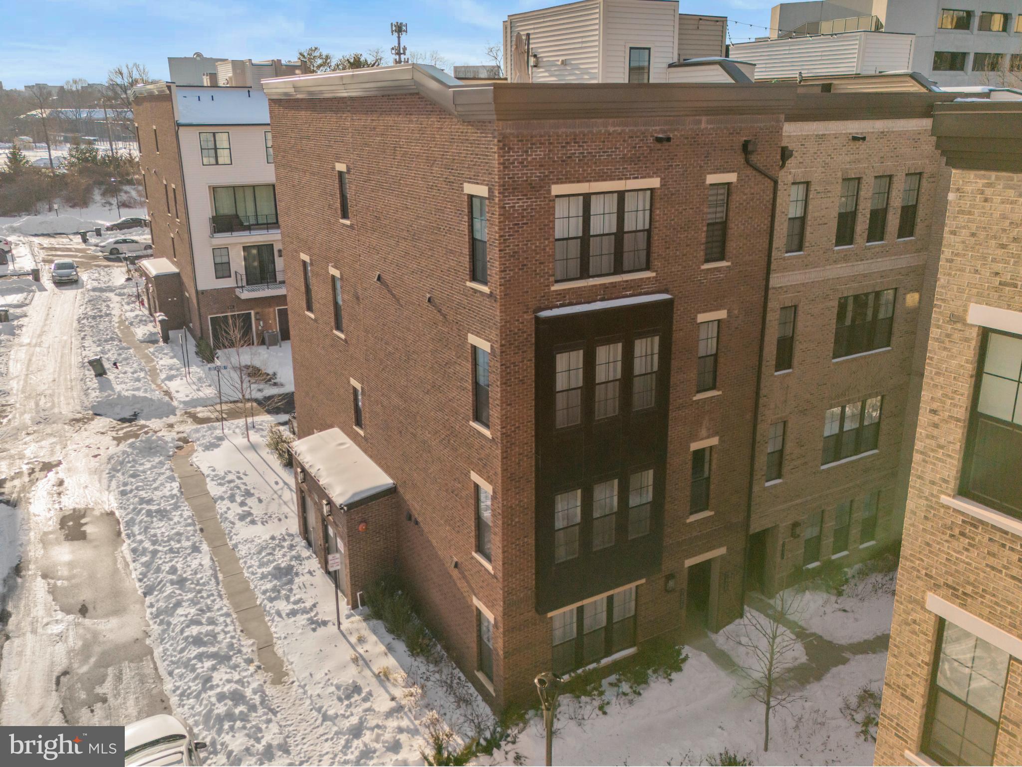 UNION PARK AT MCLEAN - Residential