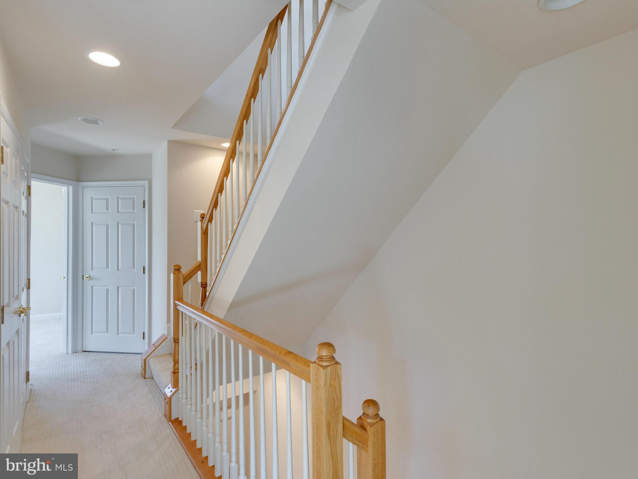 TYSONS VILLAGE - Residential Lease