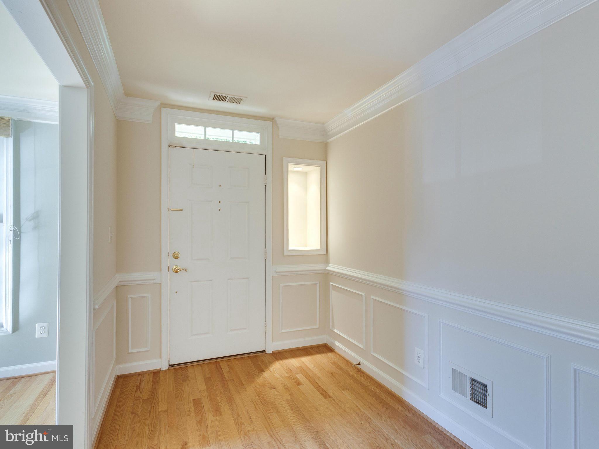 TYSONS VILLAGE - Residential Lease