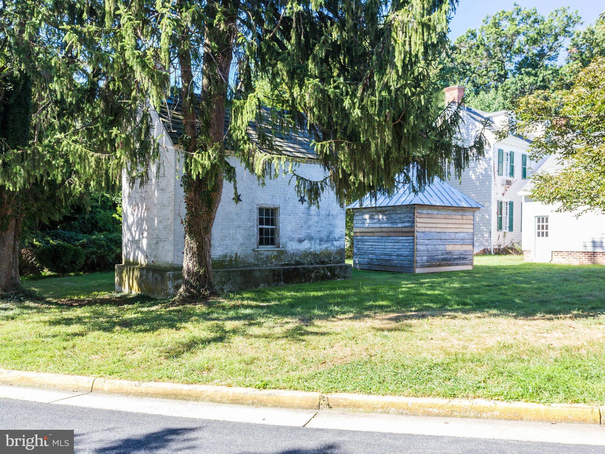 TYSONS VILLAGE - Residential Lease