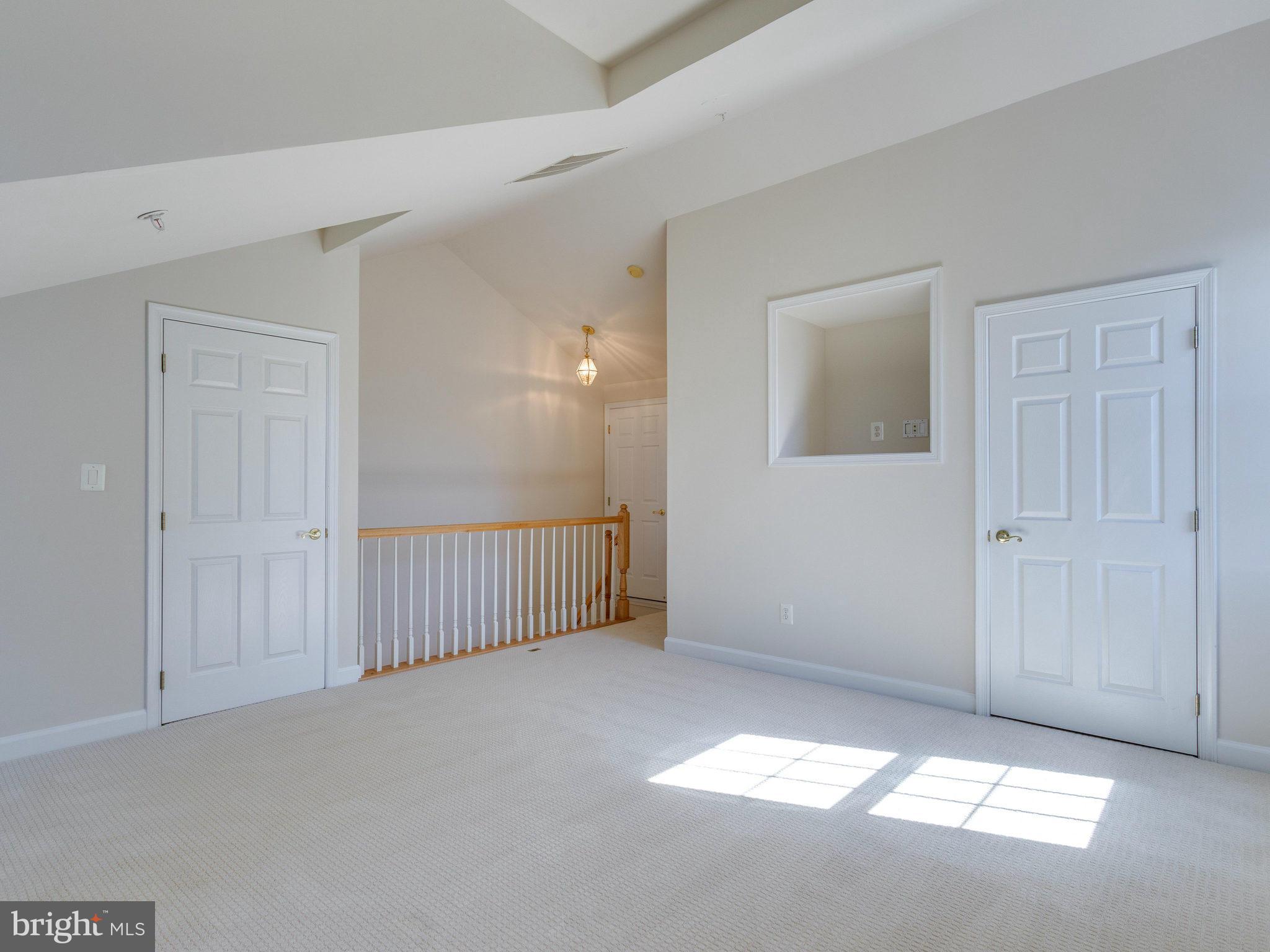 TYSONS VILLAGE - Residential Lease