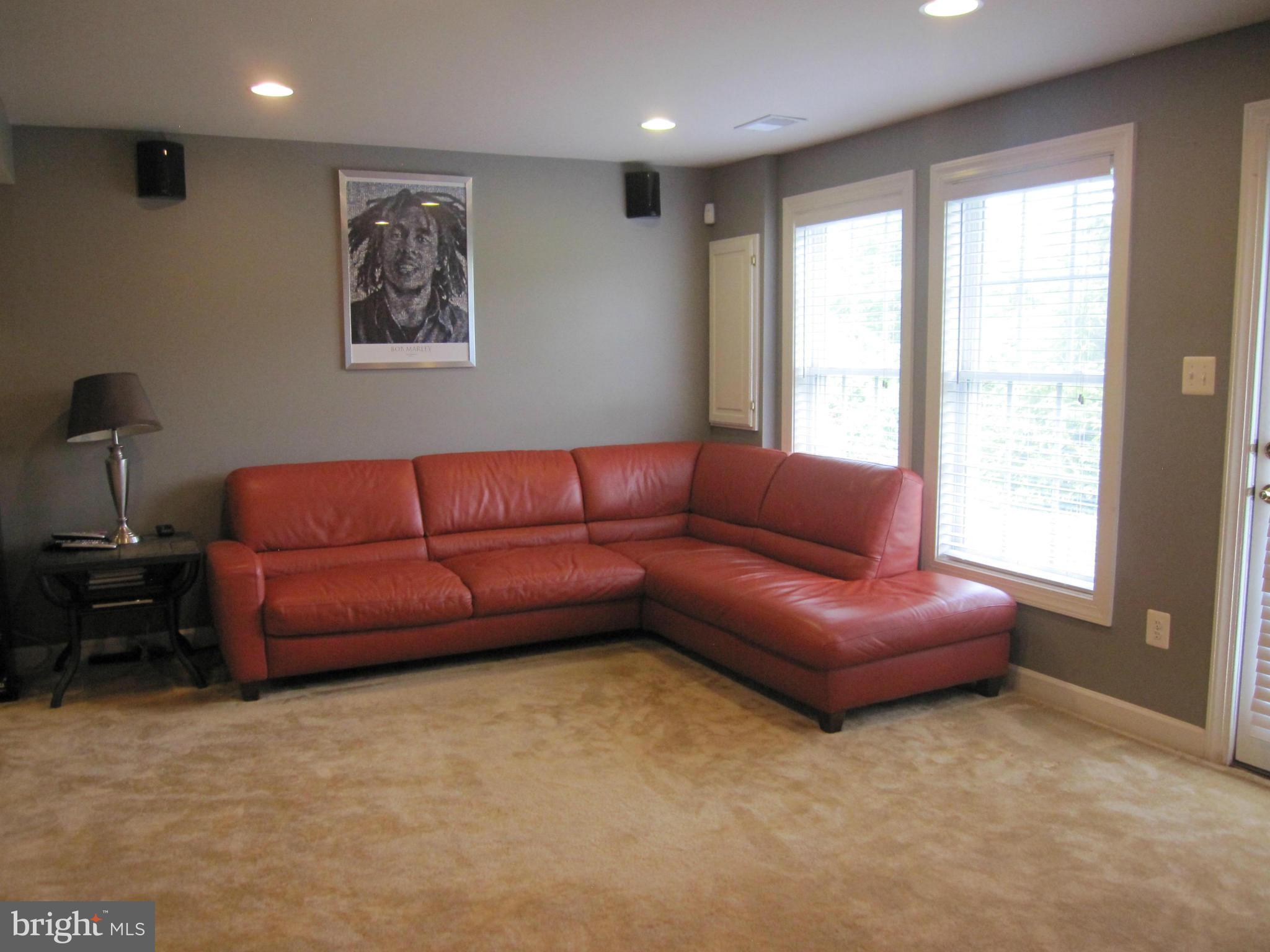 VILLAGES OF URBANA - Residential Lease