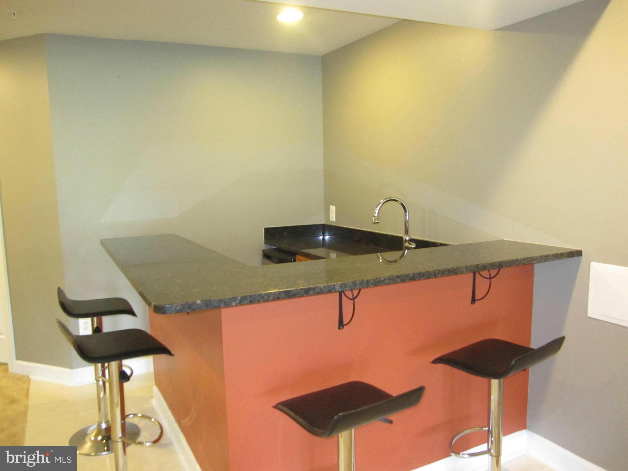 VILLAGES OF URBANA - Residential Lease