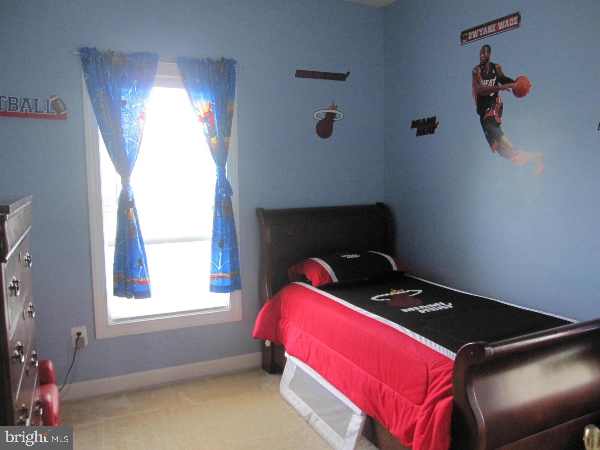 VILLAGES OF URBANA - Residential Lease