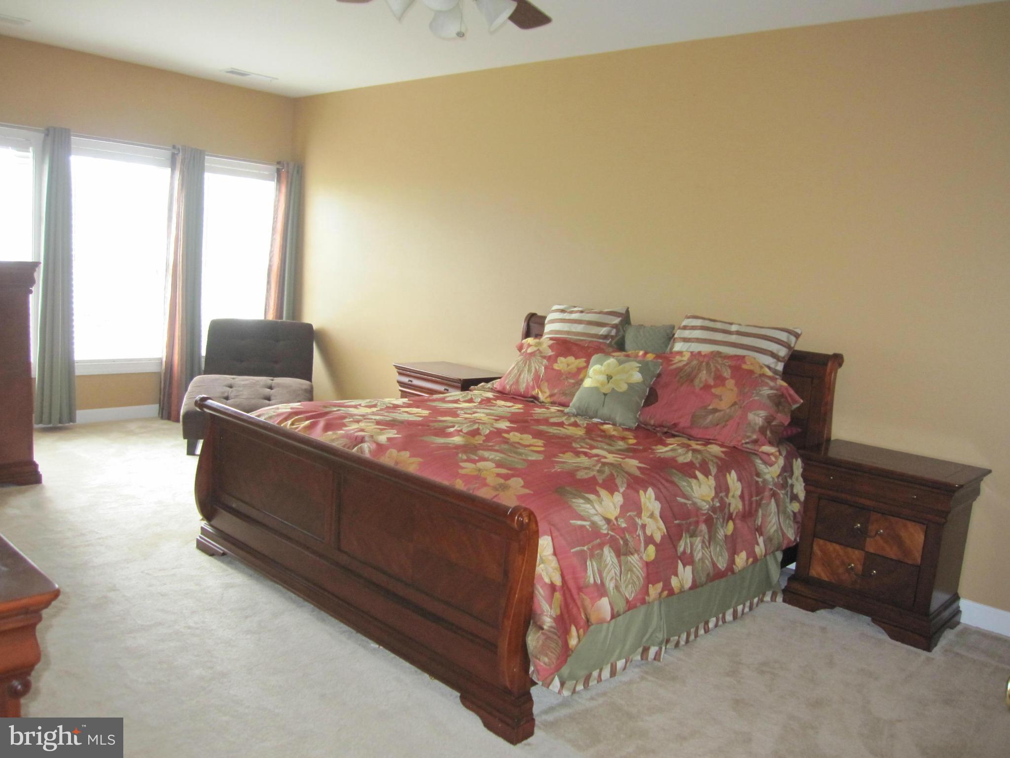 VILLAGES OF URBANA - Residential Lease