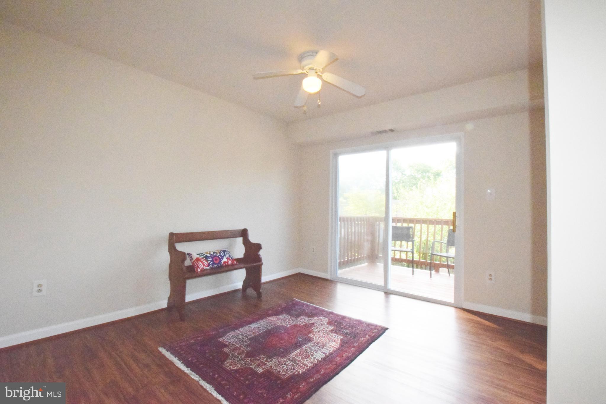 VIRGINIA KNOLLS - Residential