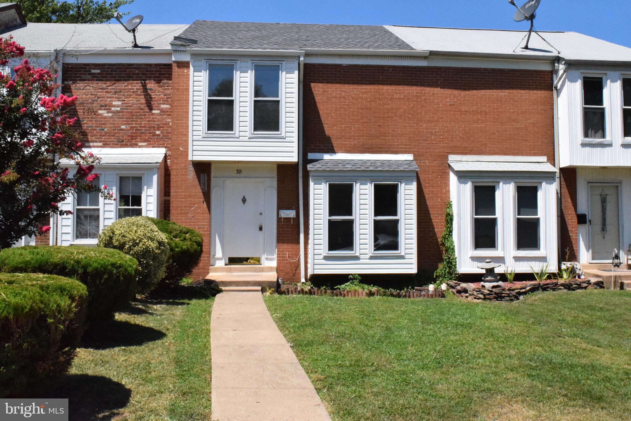 VIRGINIA KNOLLS - Residential