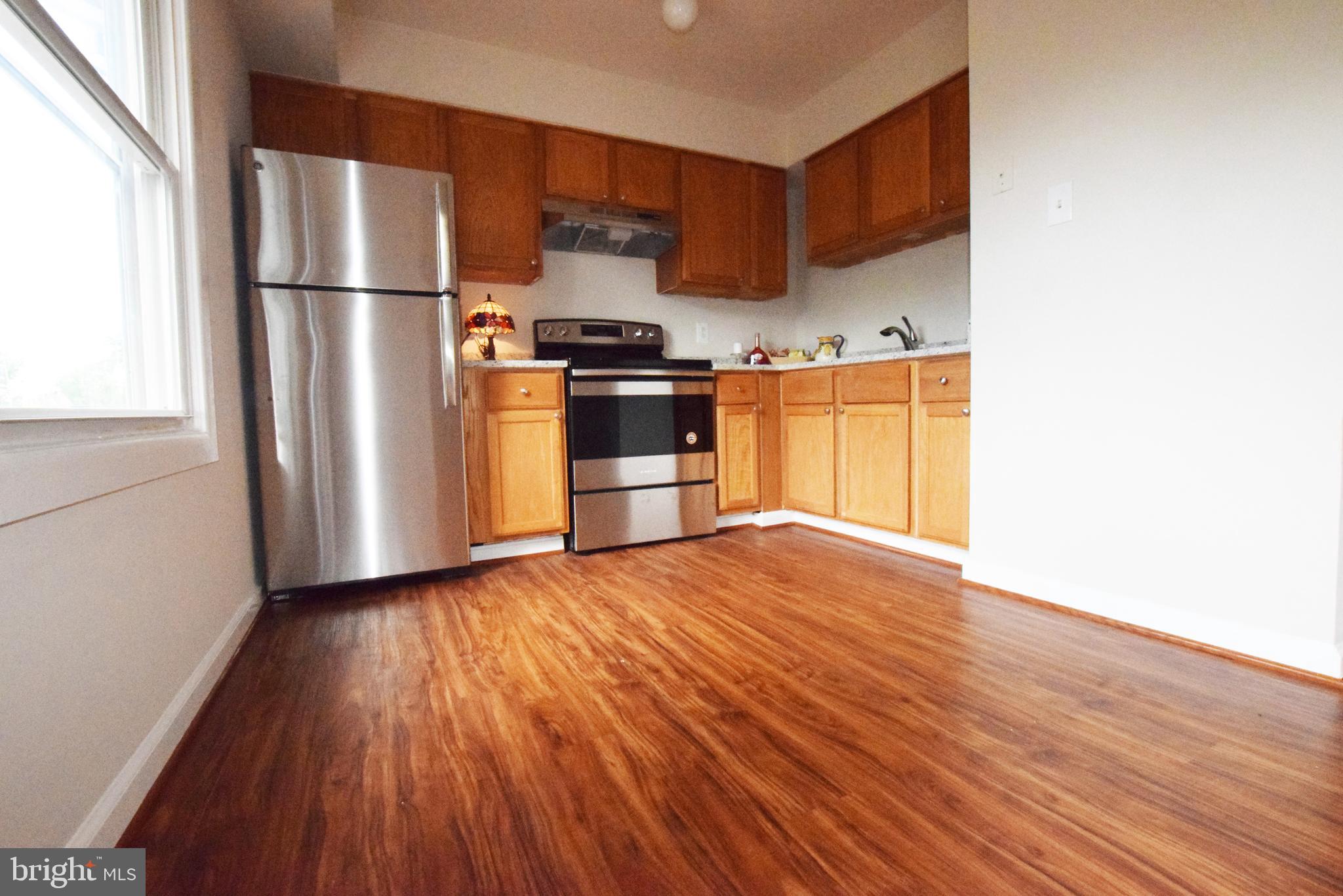 VIRGINIA KNOLLS - Residential