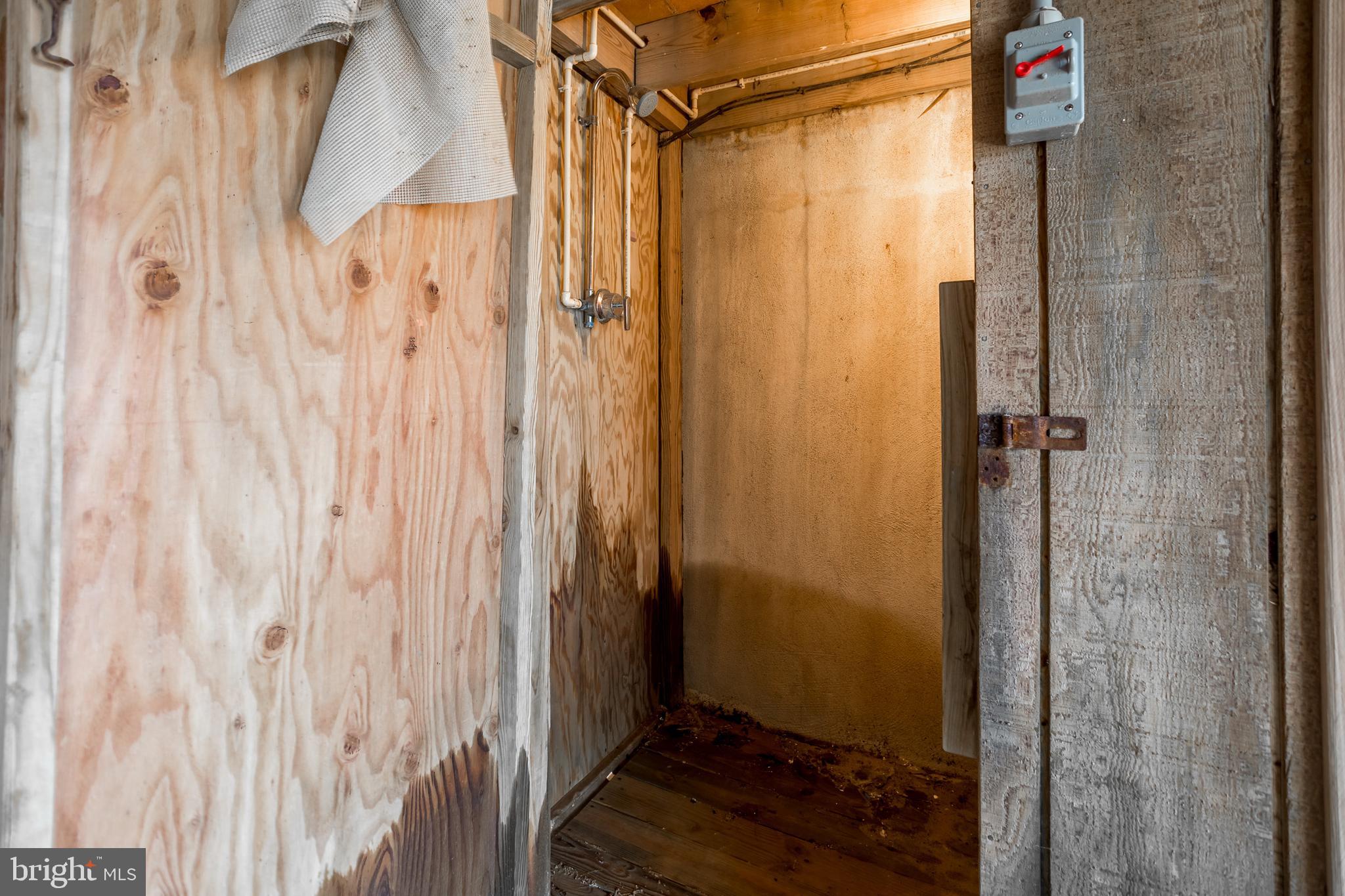 ASPEN EAST - Residential