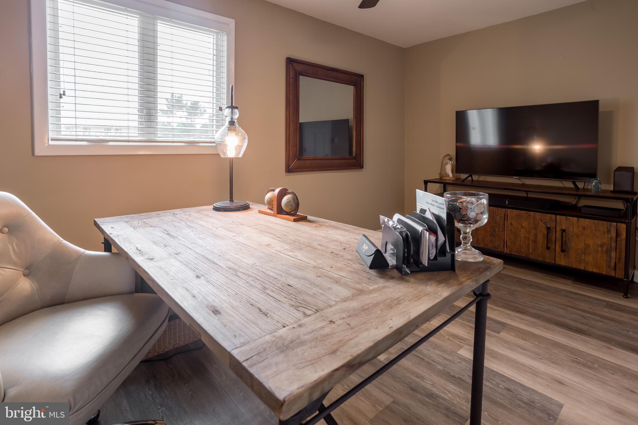 ASPEN EAST - Residential