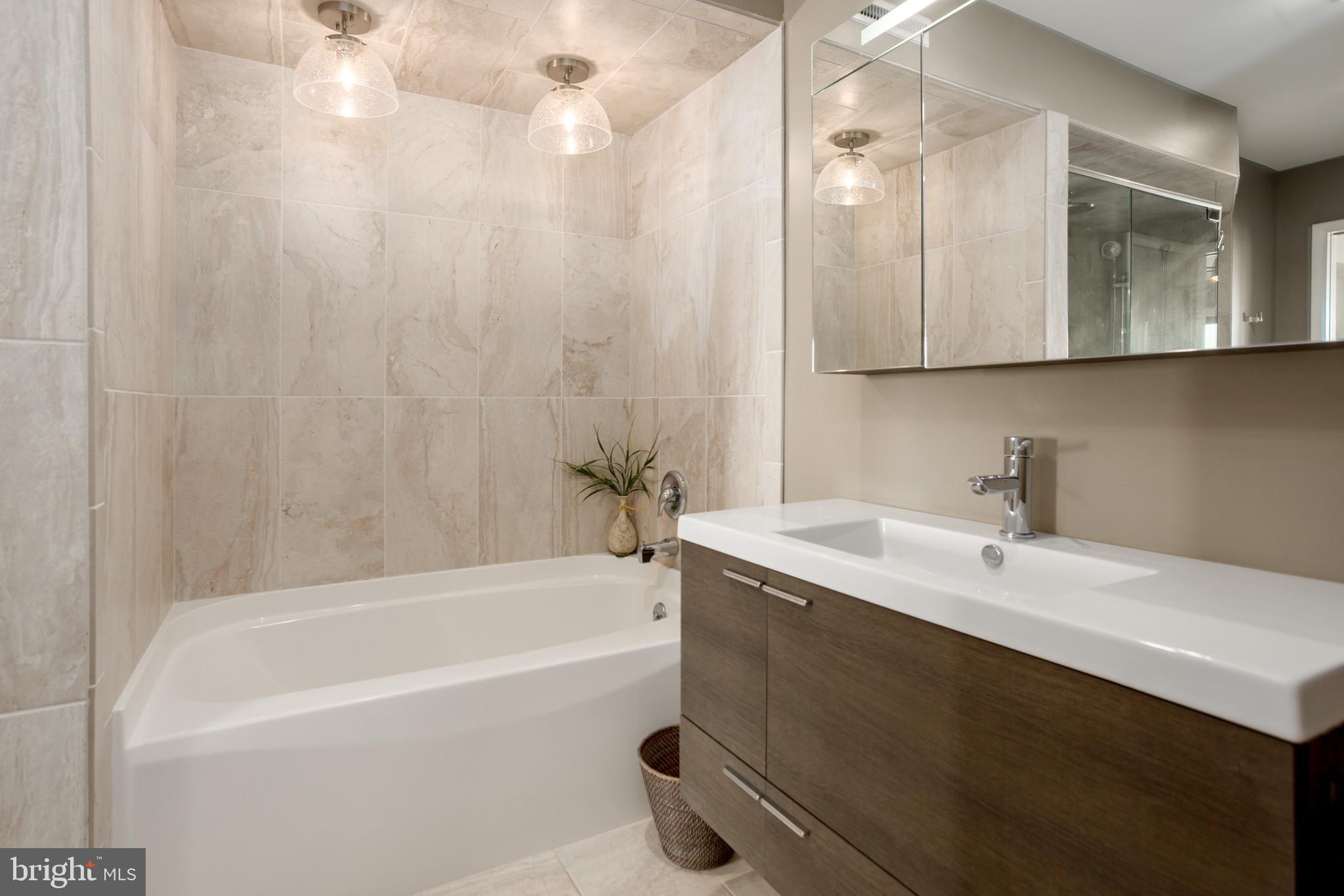 ASPEN EAST - Residential