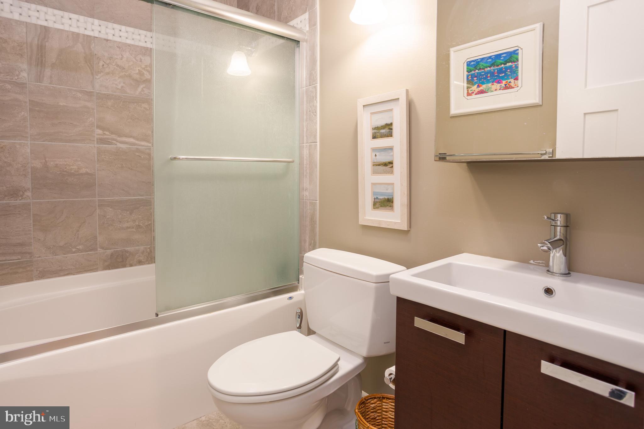 ASPEN EAST - Residential