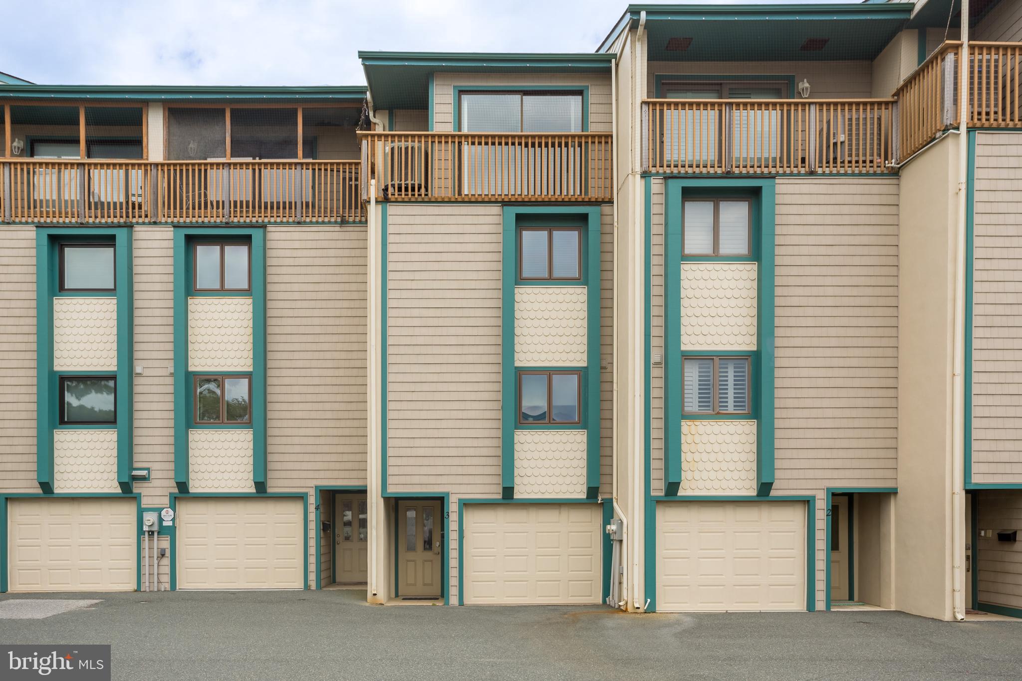 ASPEN EAST - Residential