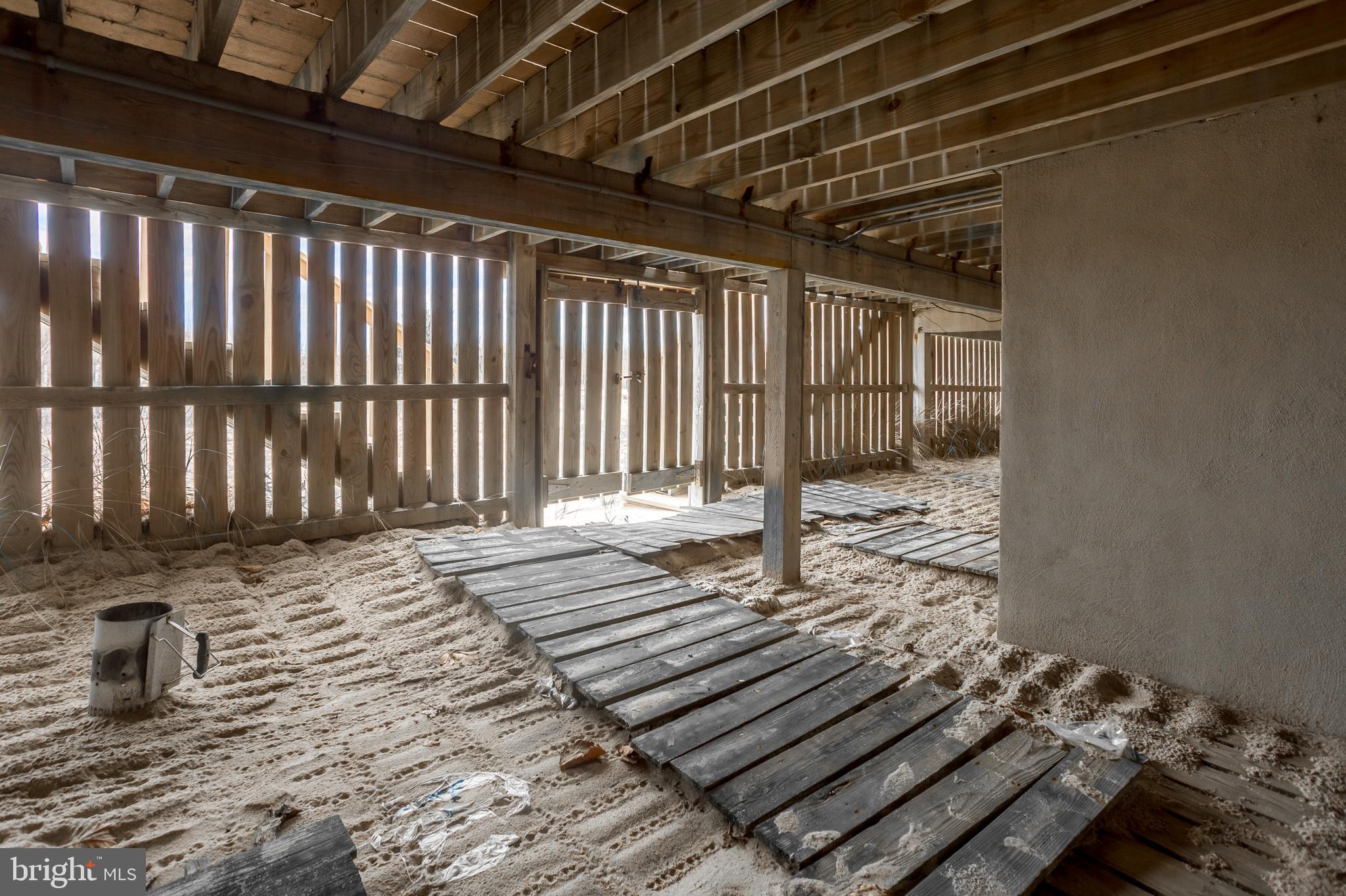 ASPEN EAST - Residential