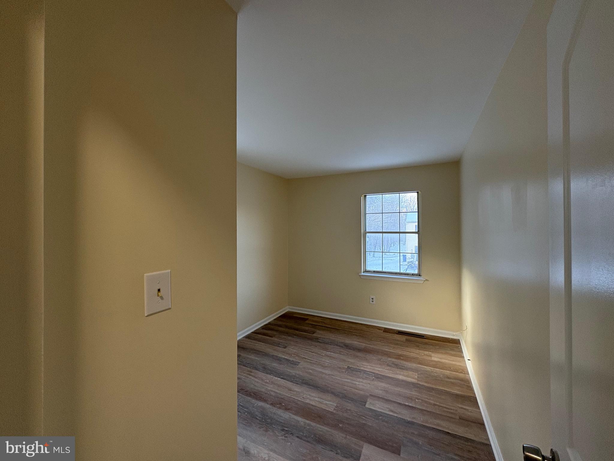 RYON WOODS SUB - Residential Lease