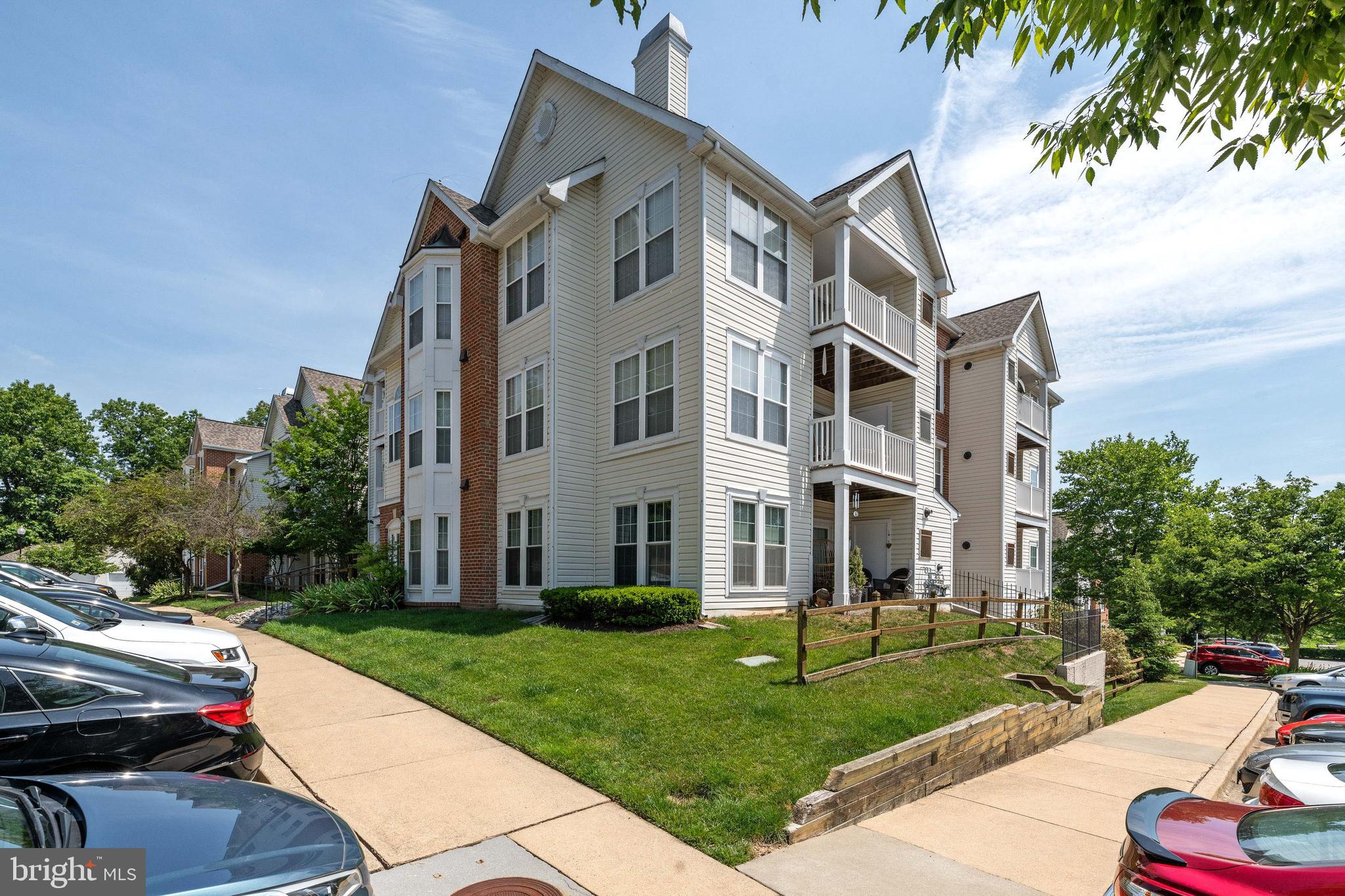 3105 RIVER BEND COURT F304