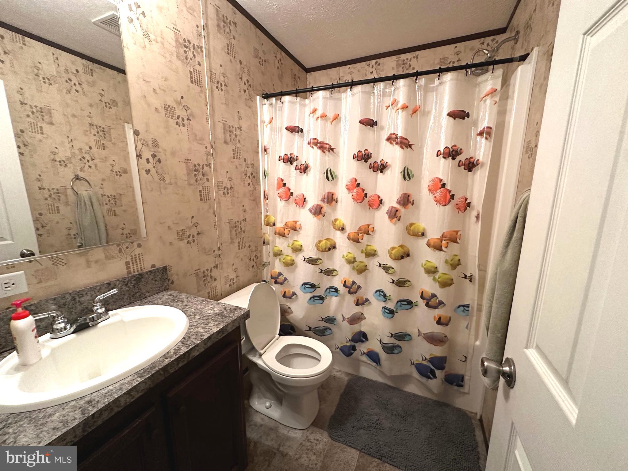 BUSH RIVER - Residential