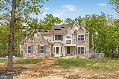 Homes For Sale - 1010 Holly Corner Road<br/> FREDERICKSBURG, VA 22406