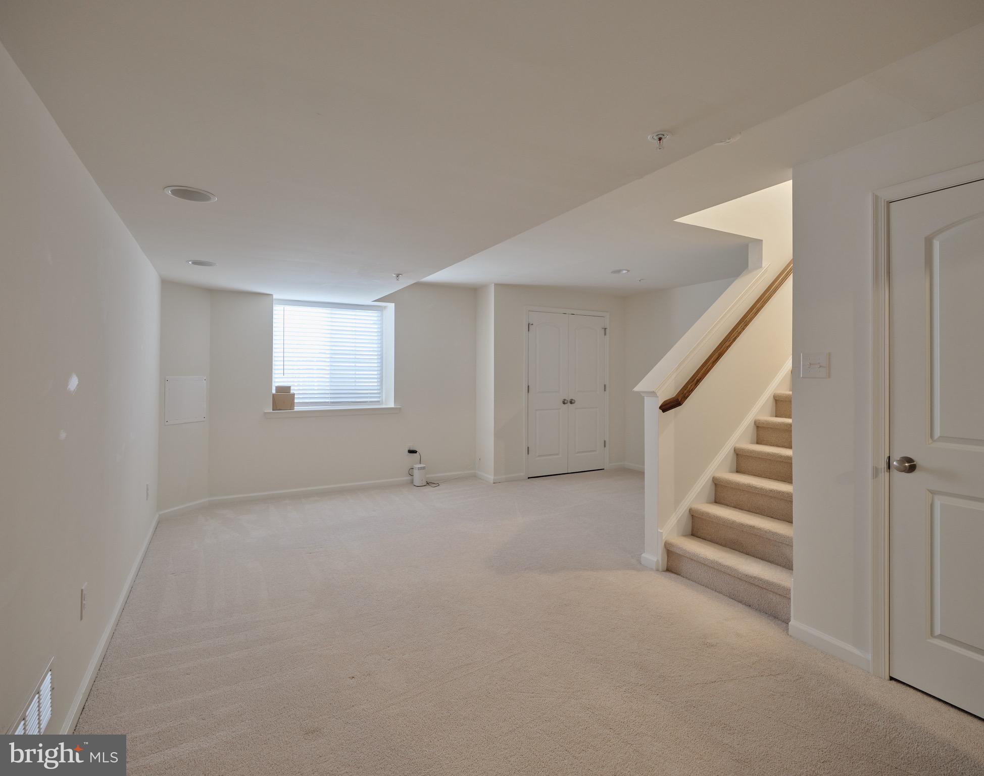 CARRIAGE HILL - Residential