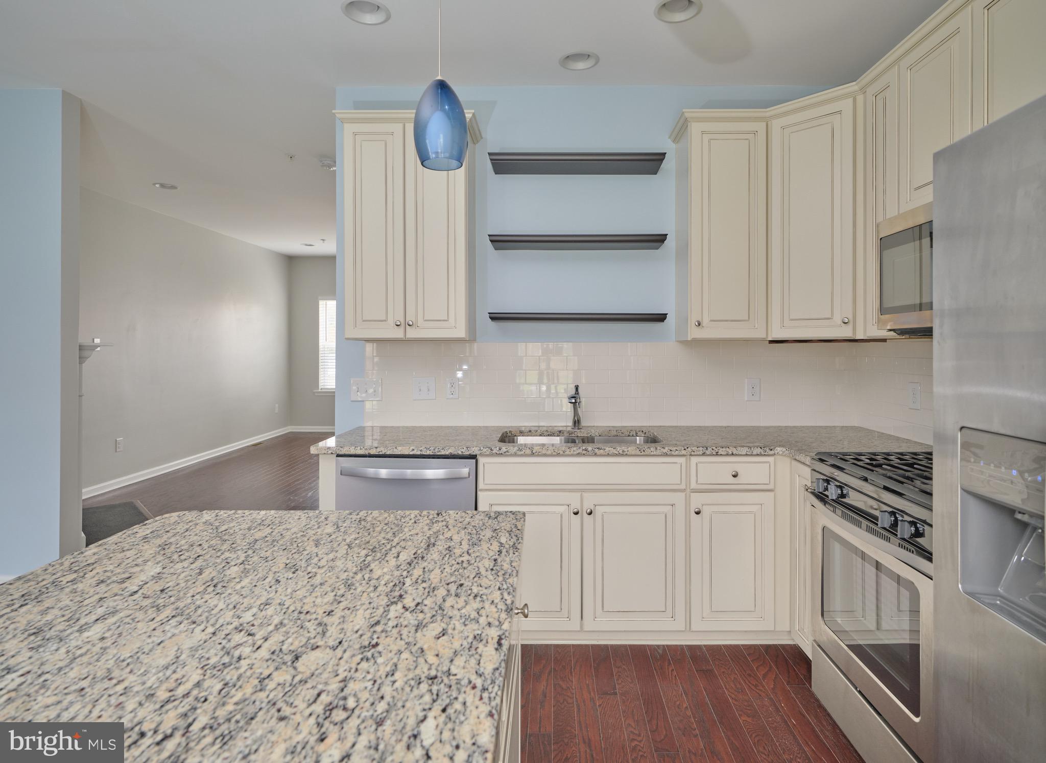 CARRIAGE HILL - Residential