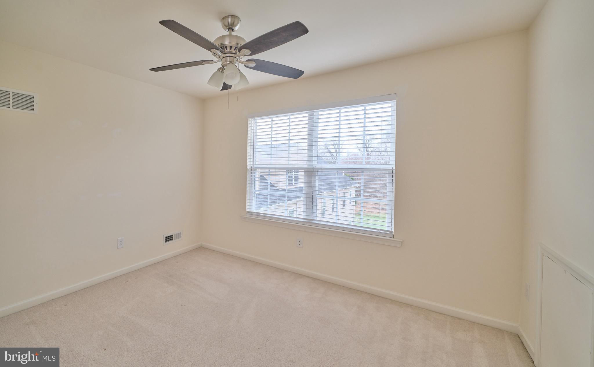 CARRIAGE HILL - Residential