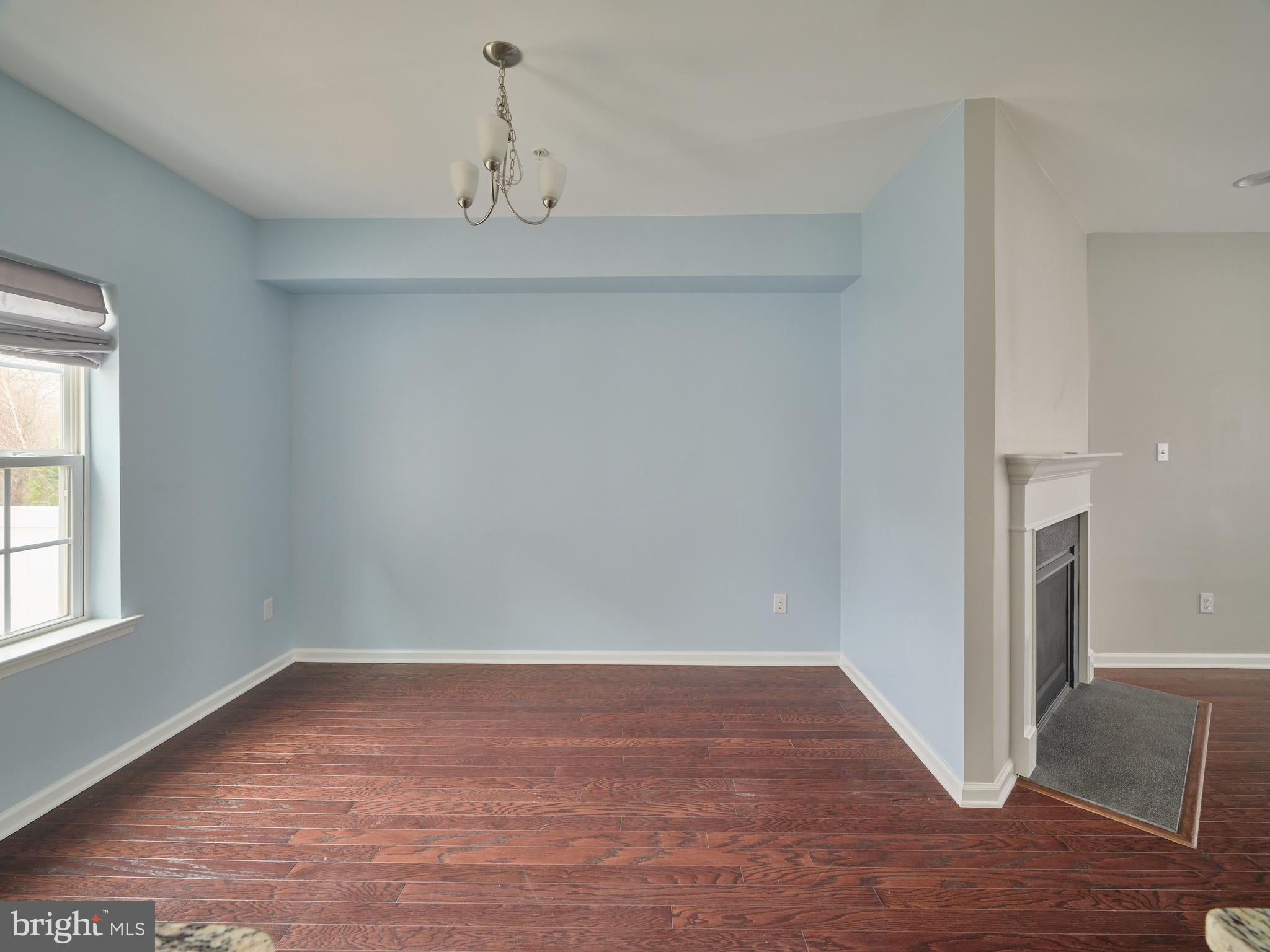 CARRIAGE HILL - Residential