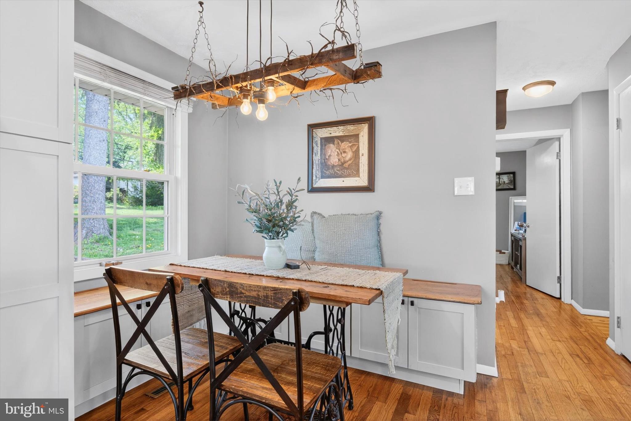 LONG MEADOWS - Residential