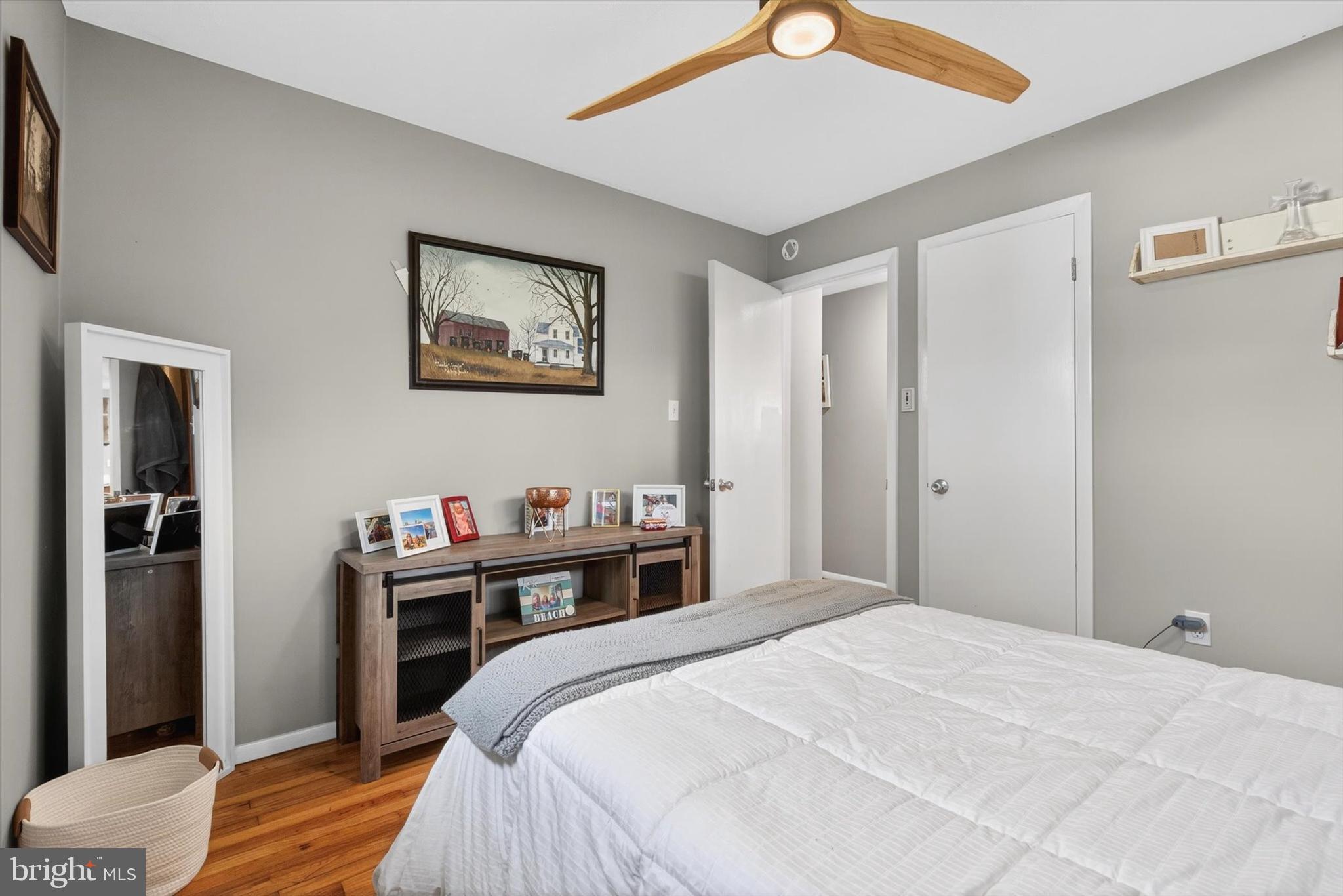 LONG MEADOWS - Residential