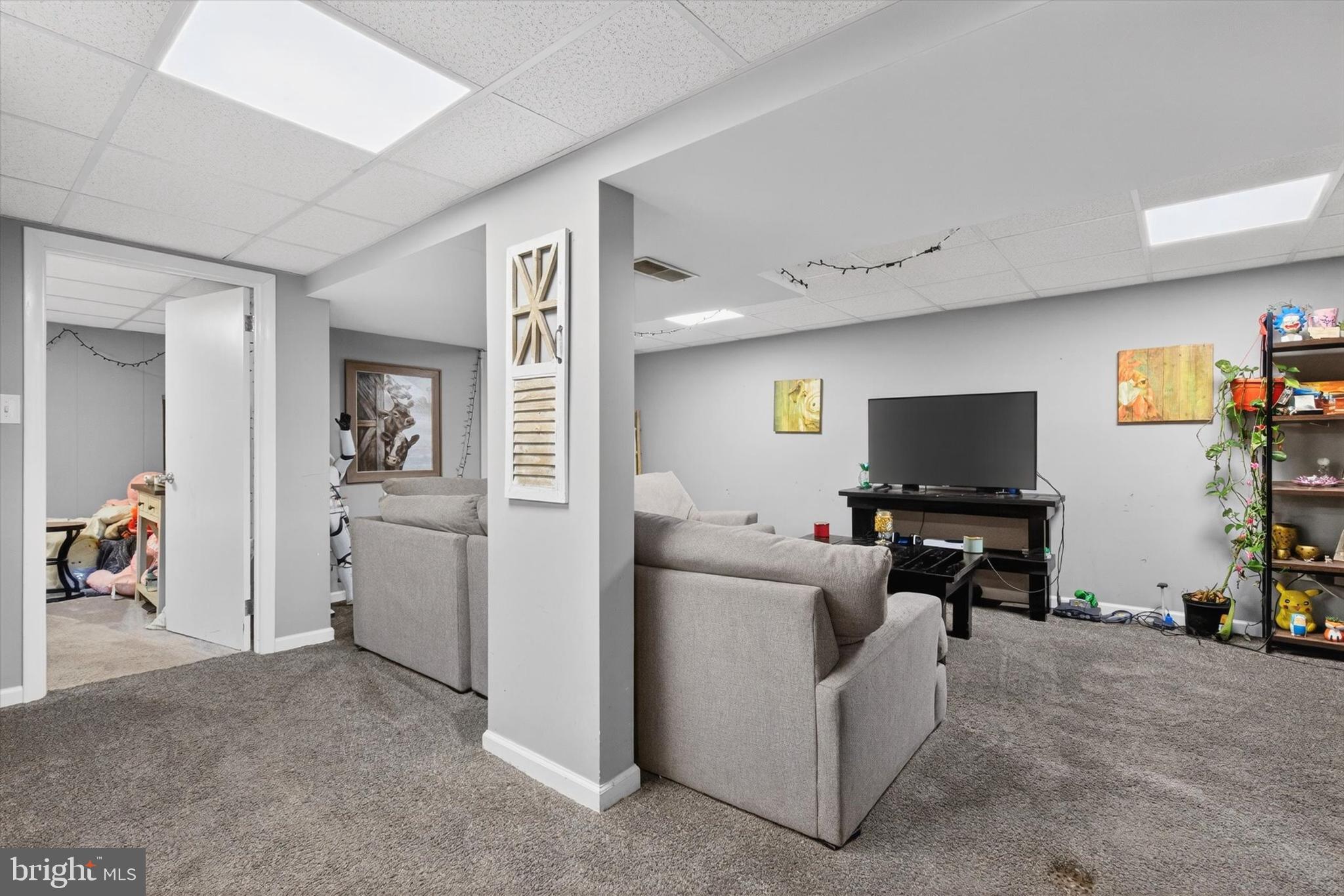 LONG MEADOWS - Residential