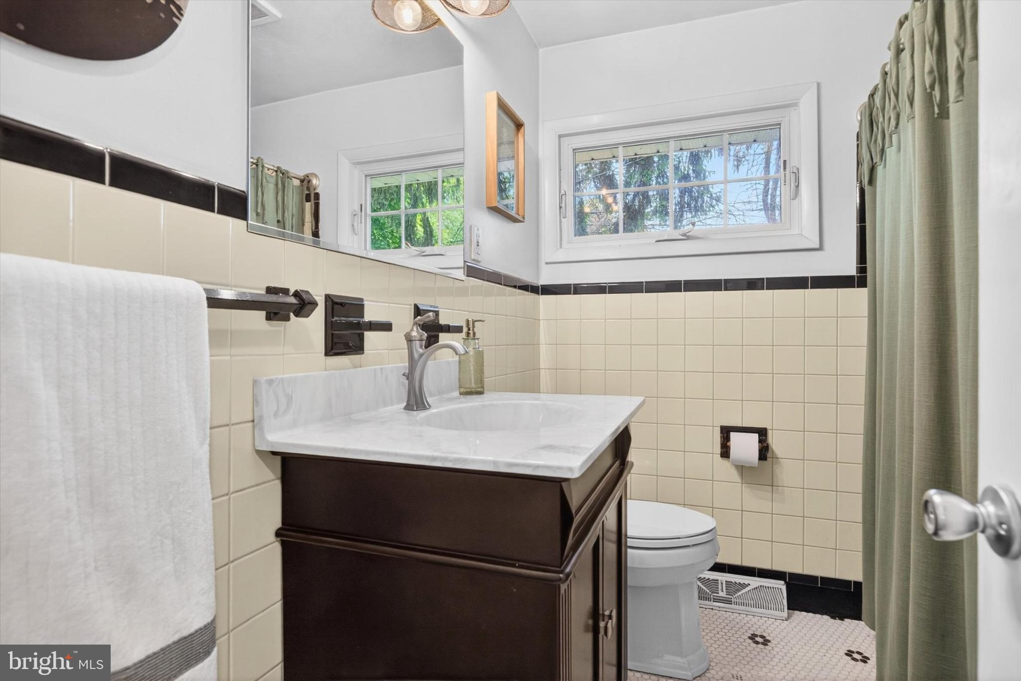 LONG MEADOWS - Residential