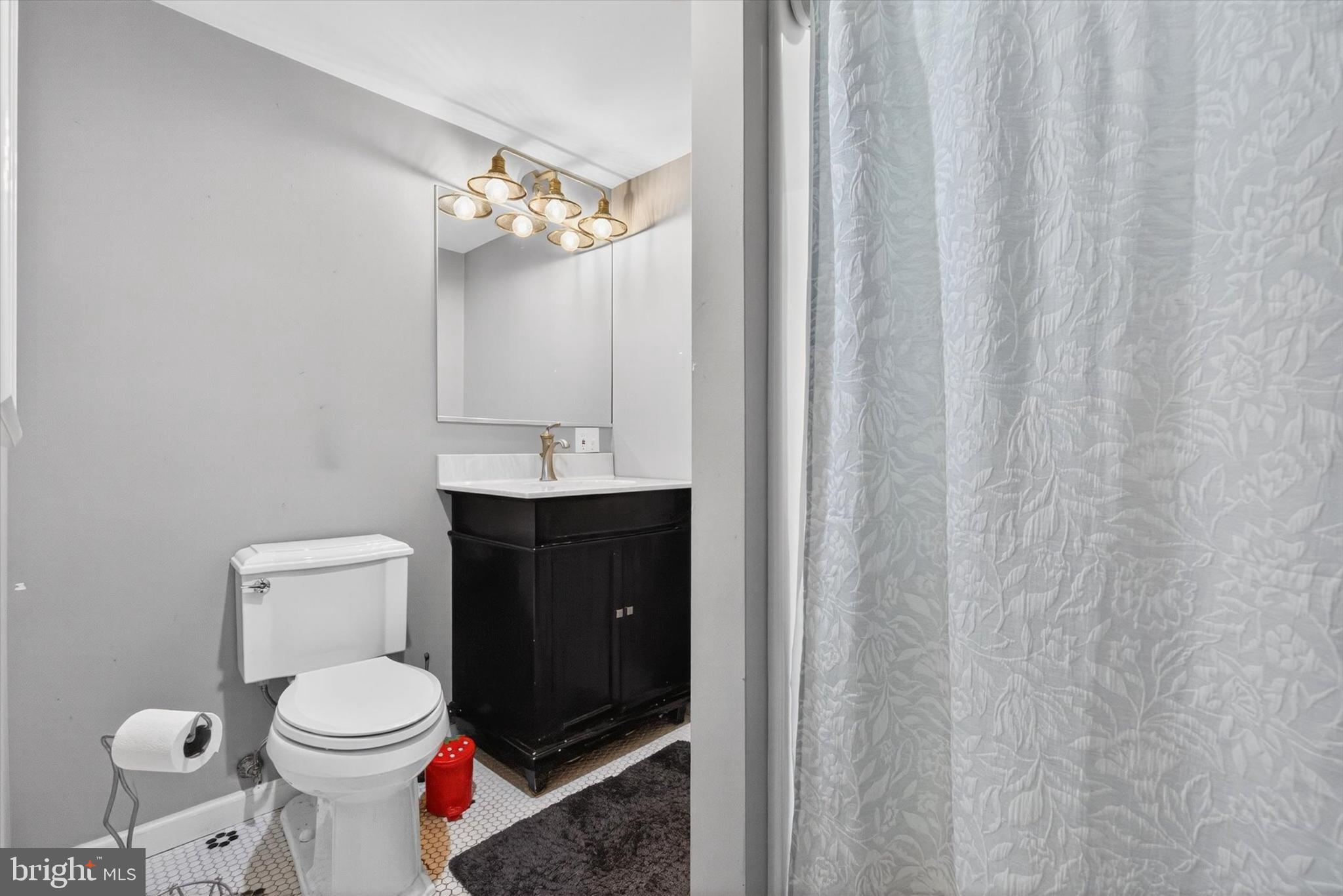 LONG MEADOWS - Residential