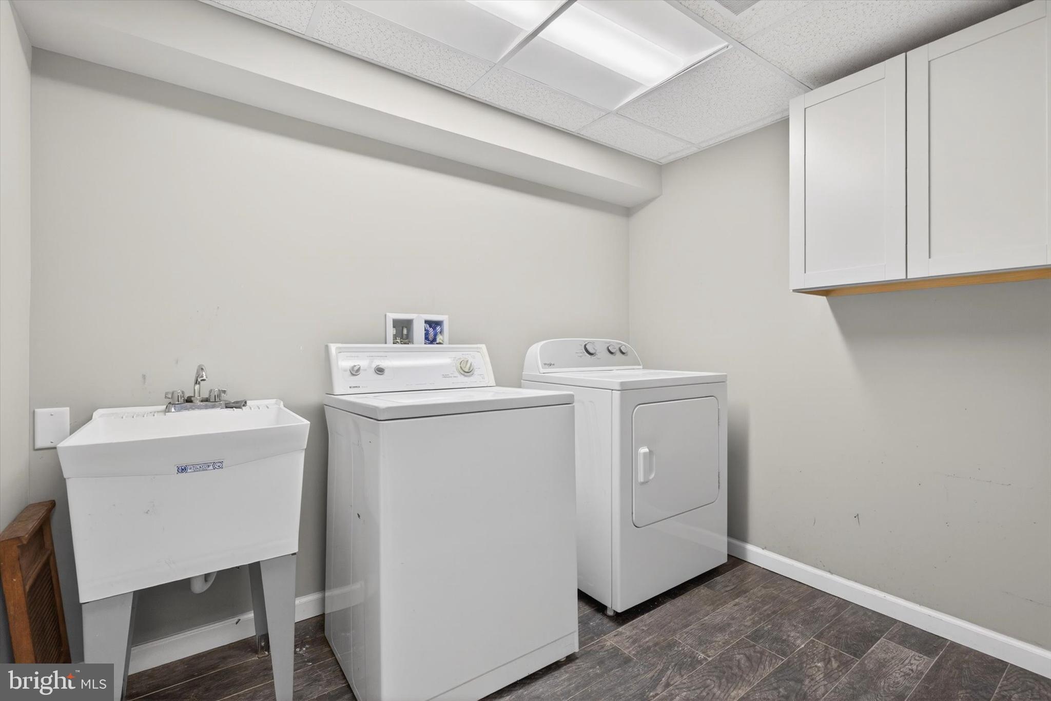 LONG MEADOWS - Residential