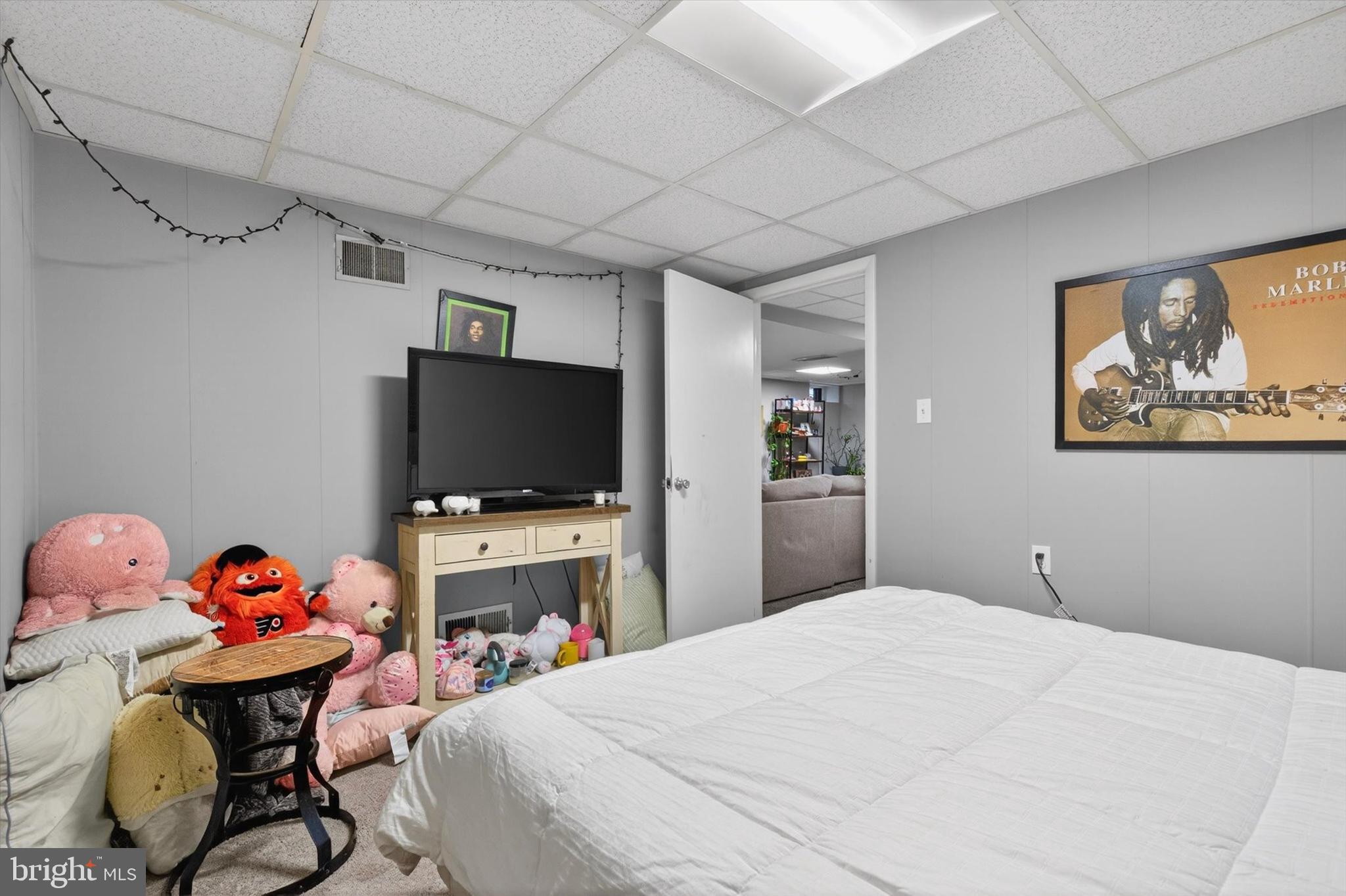 LONG MEADOWS - Residential