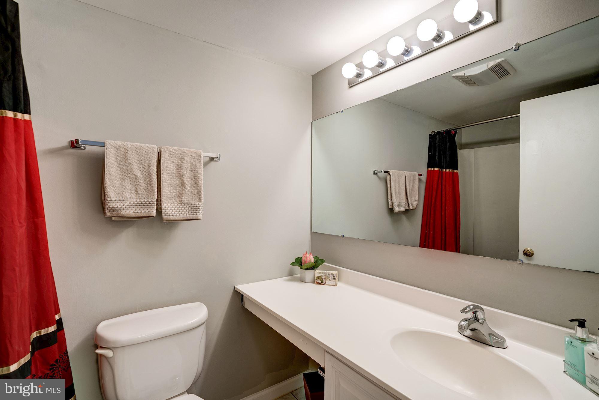 BURKE COVE - Residential