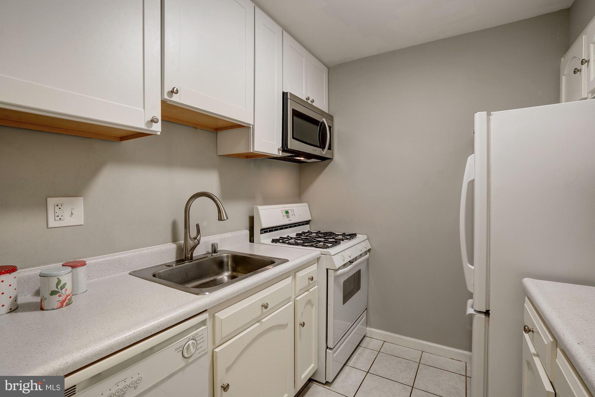 BURKE COVE - Residential