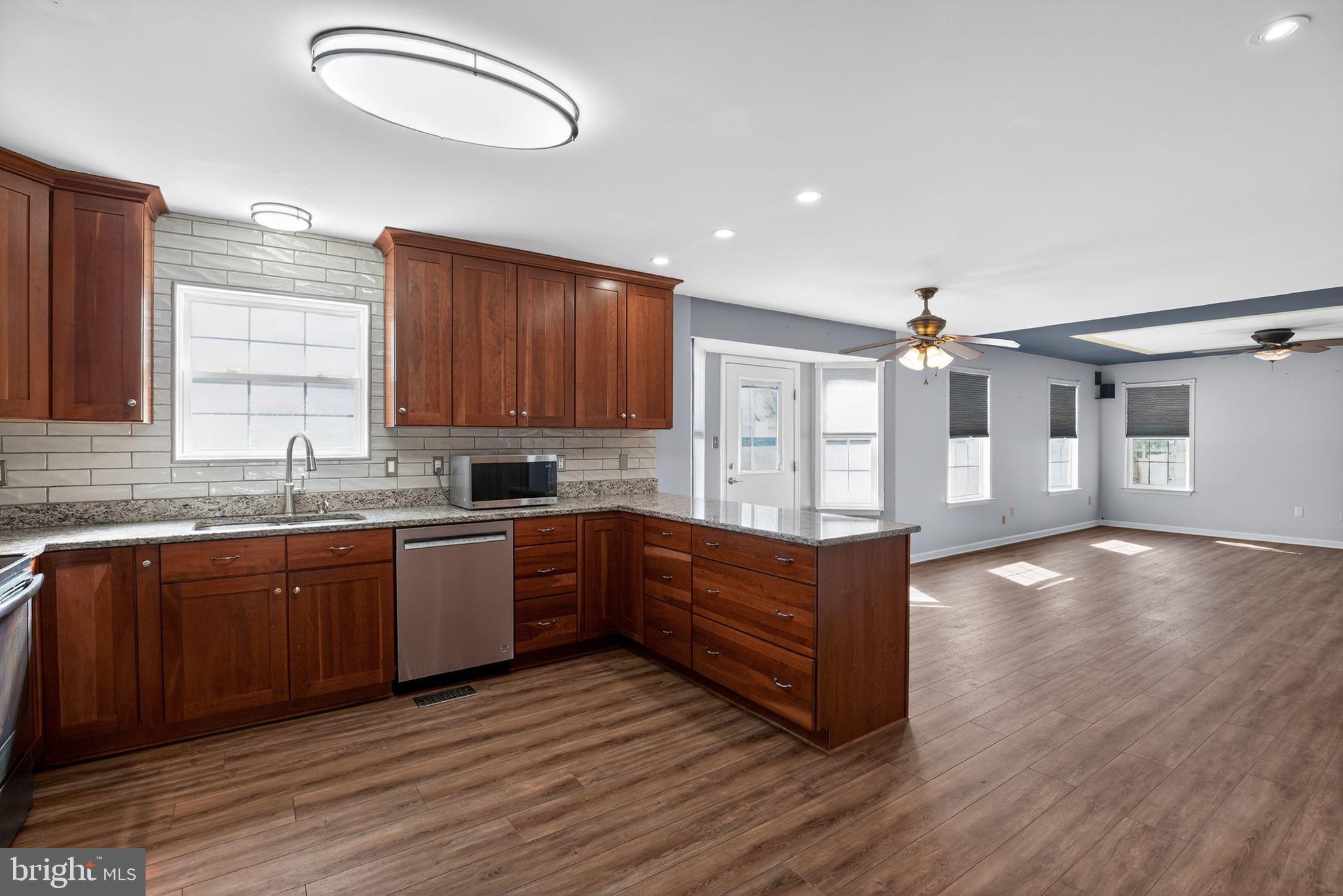 MEADOW LAKE - Residential