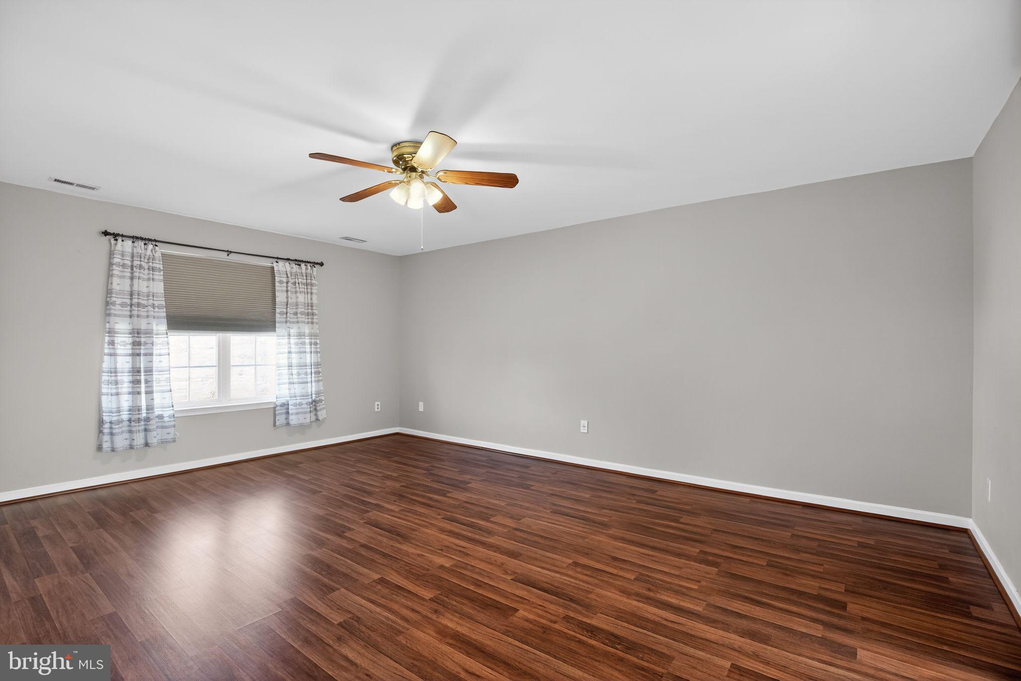 MEADOW LAKE - Residential