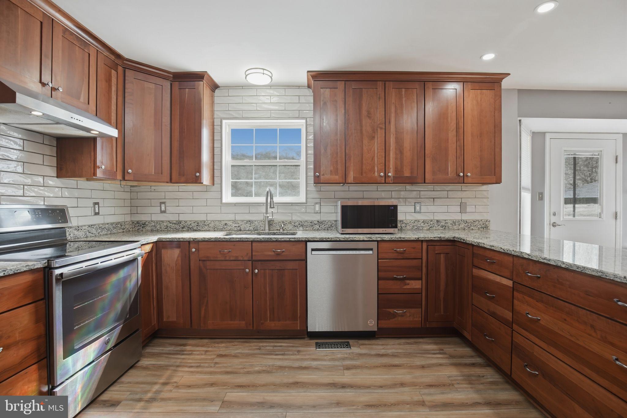 MEADOW LAKE - Residential