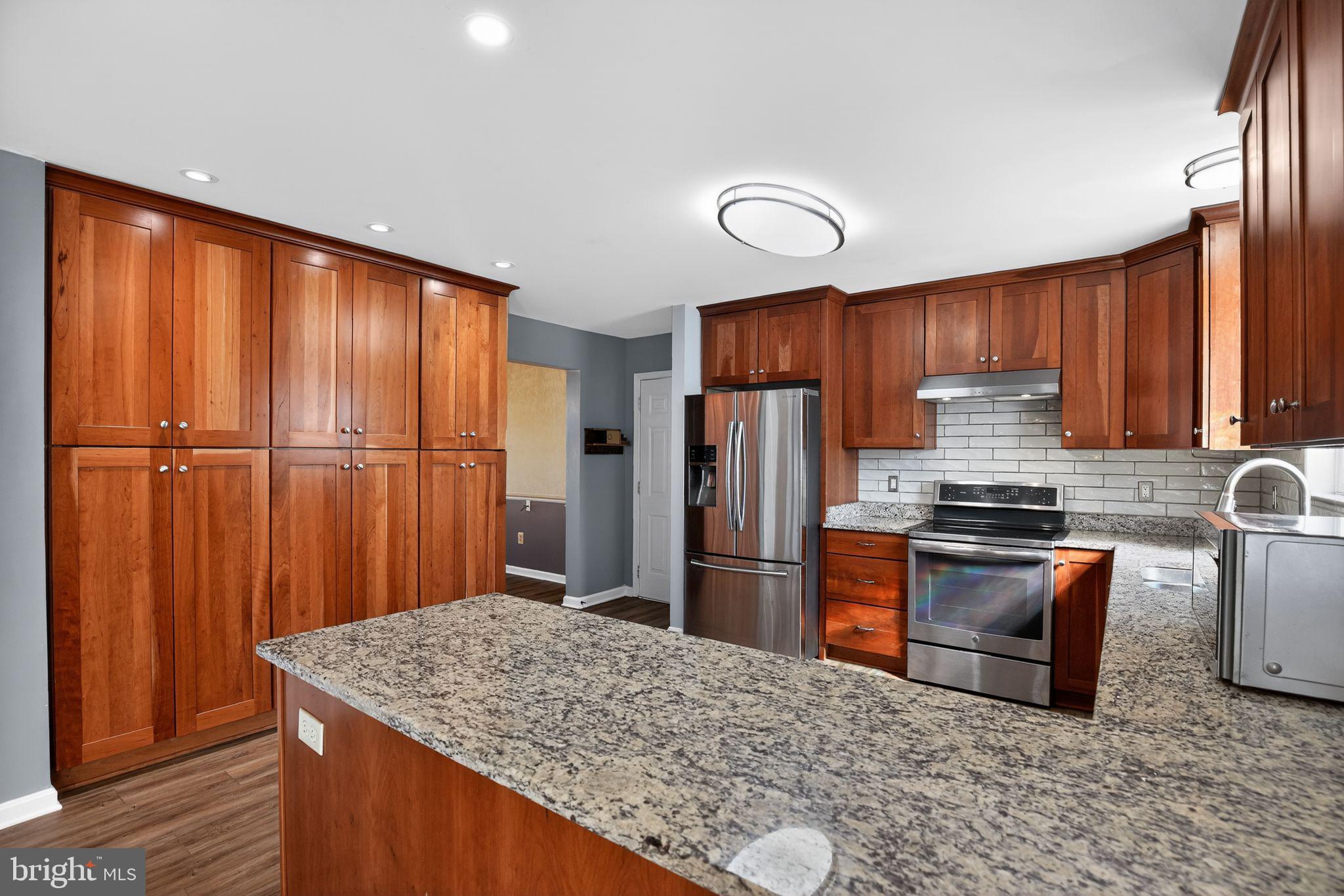 MEADOW LAKE - Residential