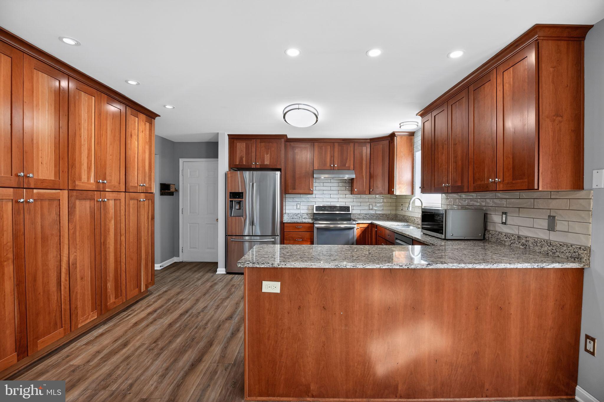 MEADOW LAKE - Residential