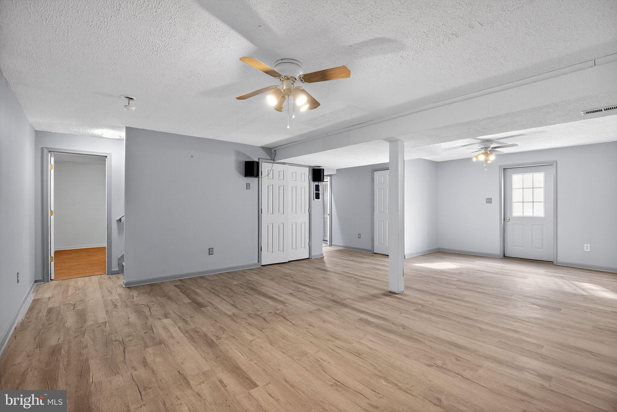 MEADOW LAKE - Residential