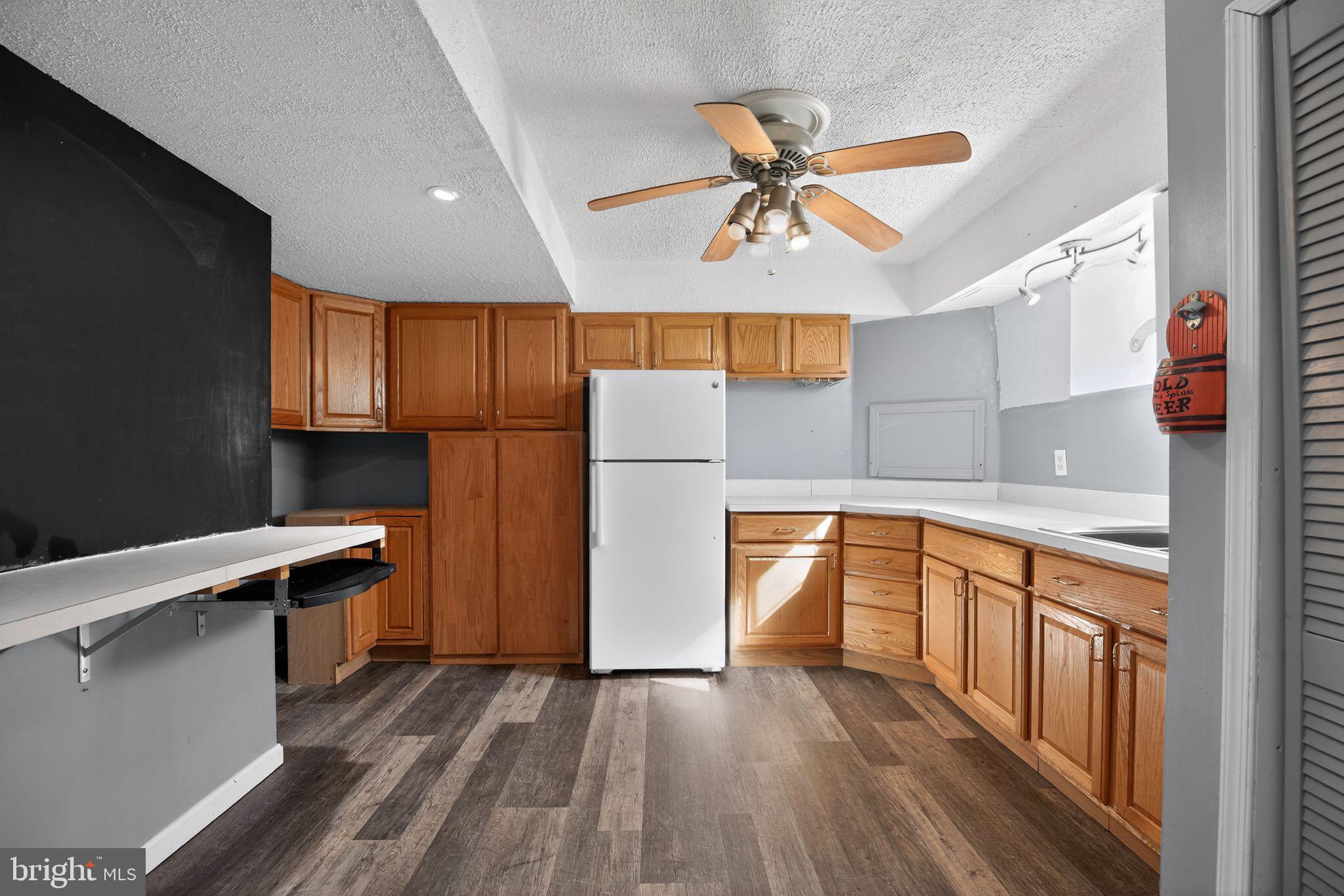 MEADOW LAKE - Residential