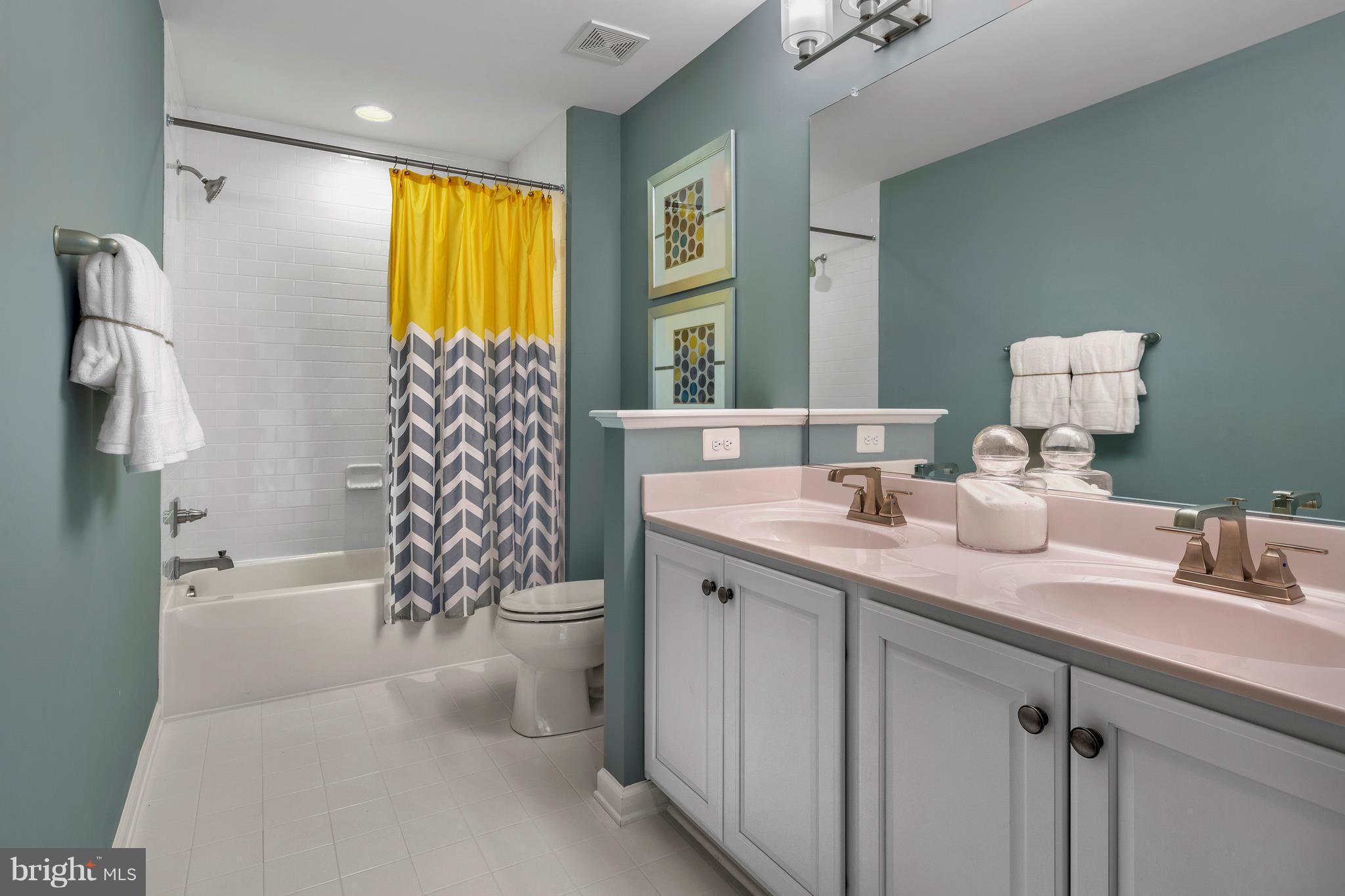 OLD DOMINION GREENS - Residential